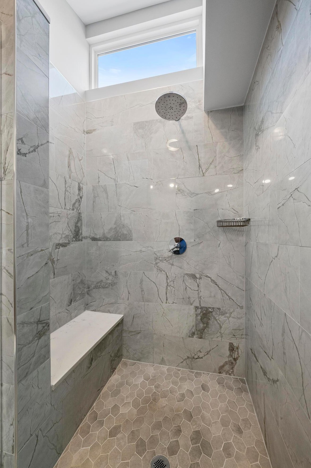 2225 Edgevale Rd, Columbus OH 43221-1162 exterior