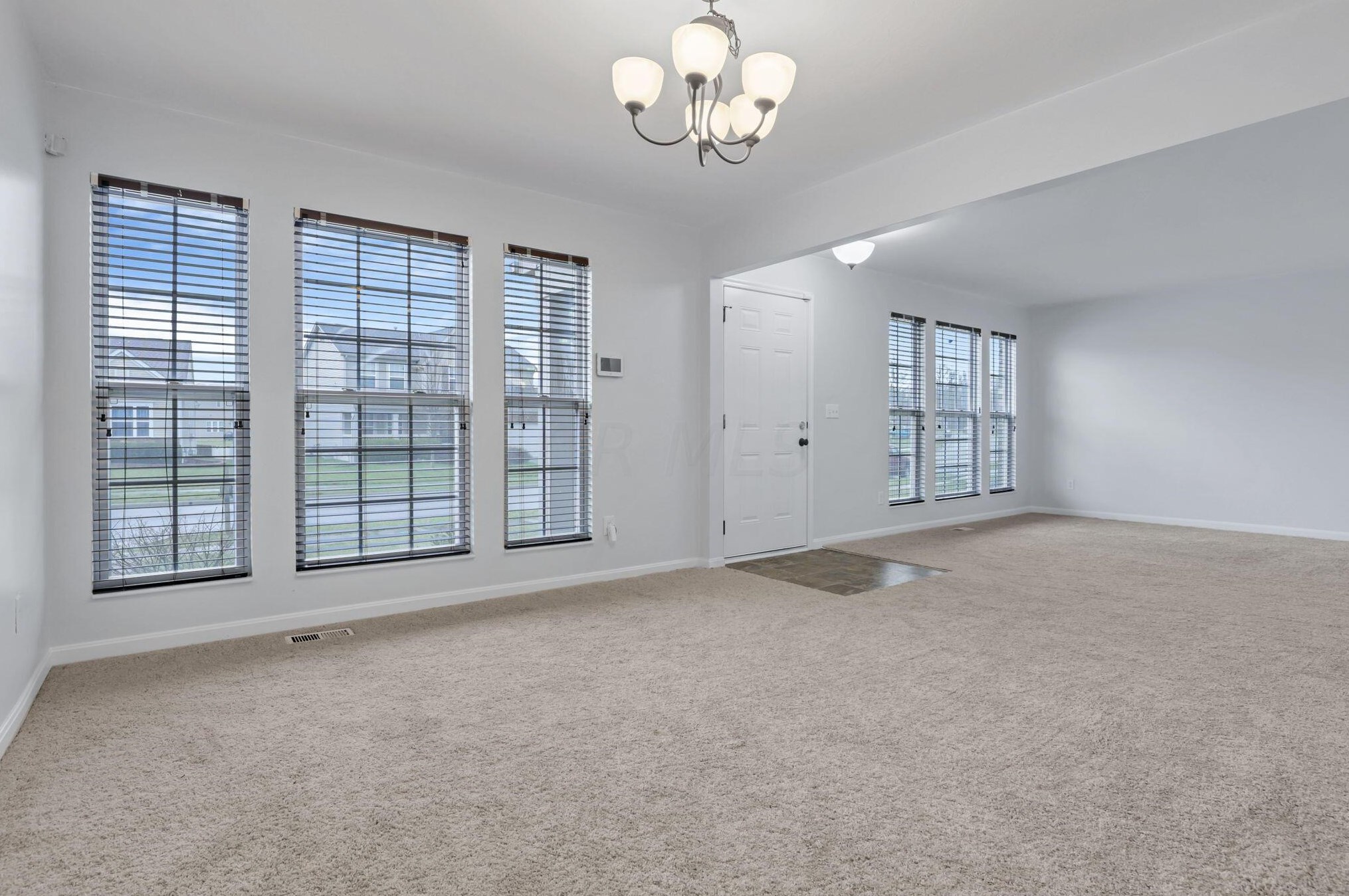 1571 Morrison Farms Dr, Blacklick OH  43004-9091 exterior
