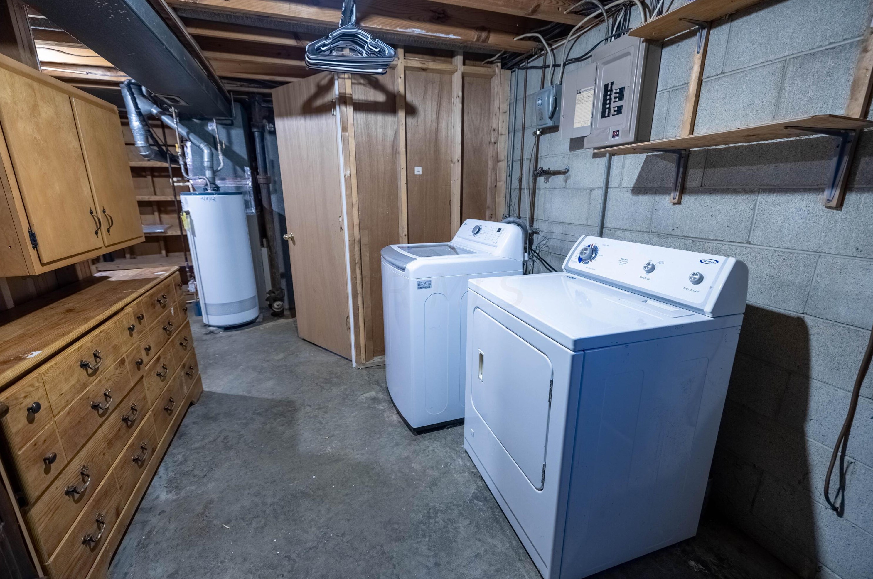 1959 Shoshone Dr, Lancaster OH  43130-2232 exterior