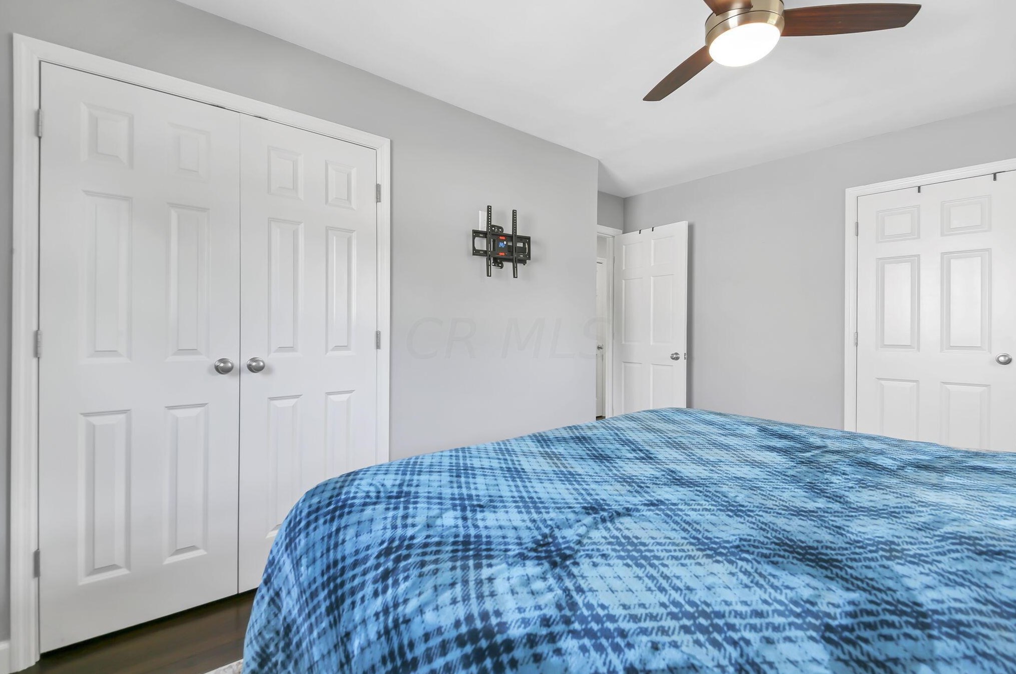 2731 Nottingham Rd, Columbus OH 43221-1157 exterior