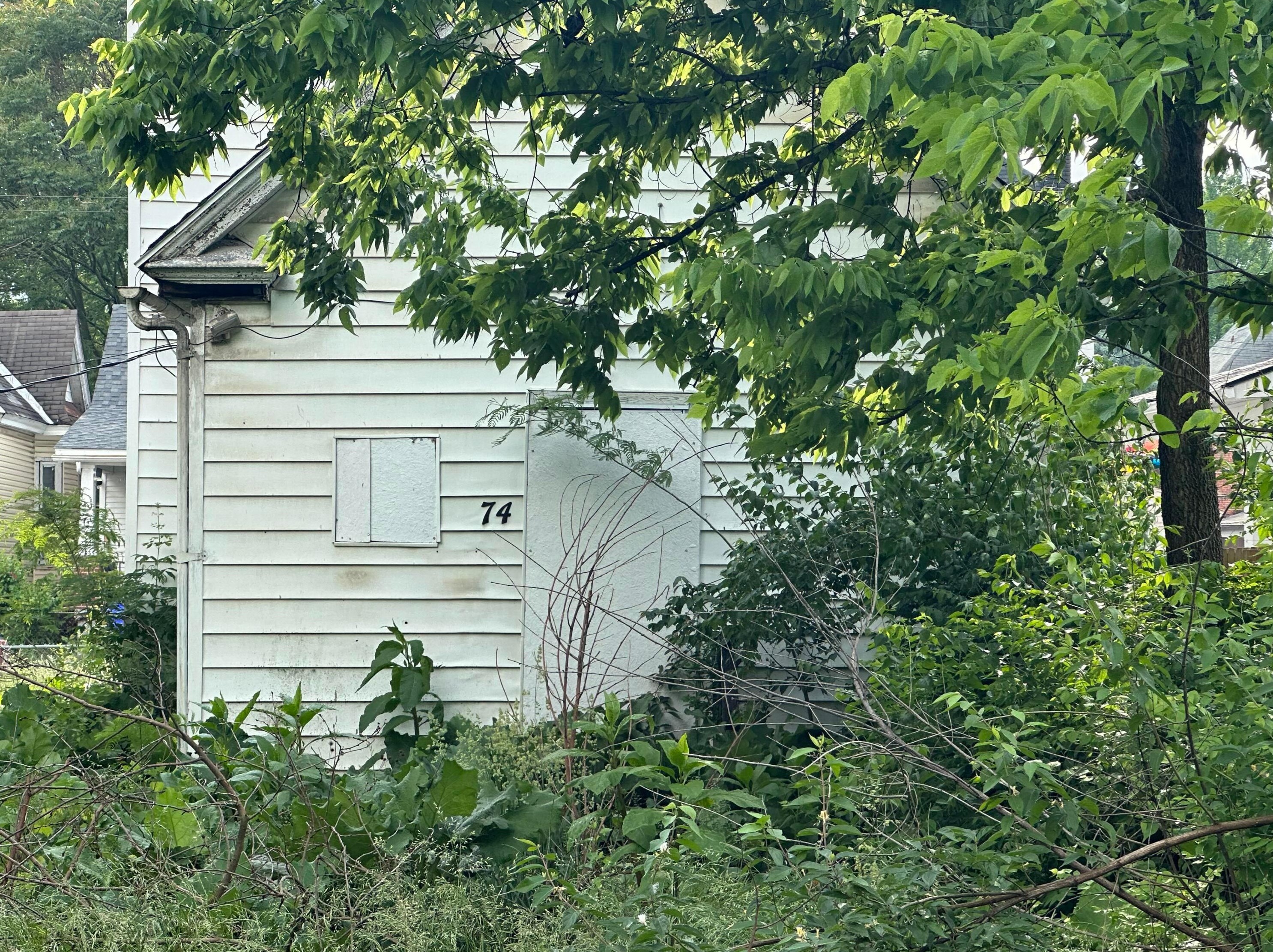 74 Yale Ave, Columbus OH  43222-1125 exterior