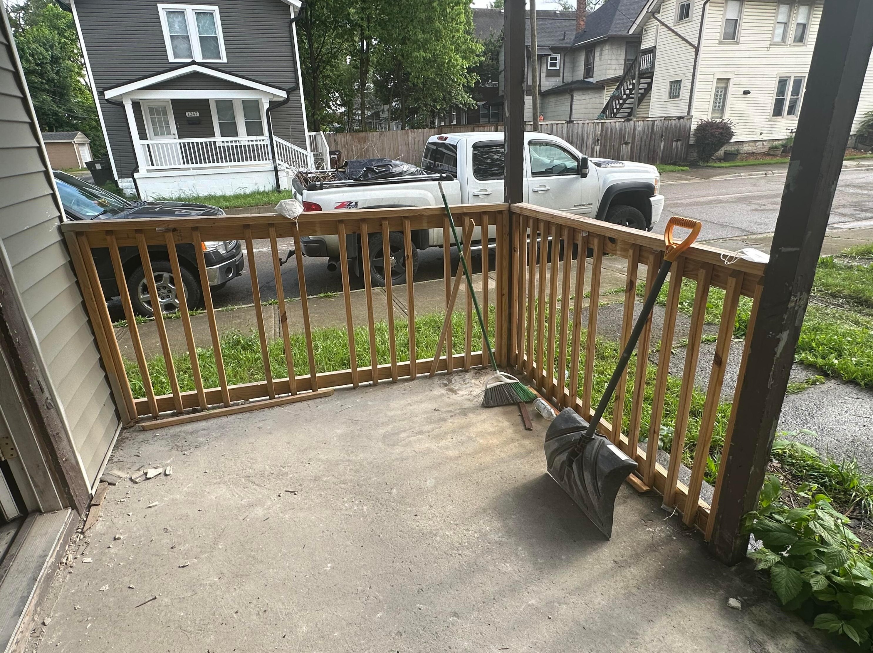 1250 Sycamore St, Columbus OH  43215-5618 exterior