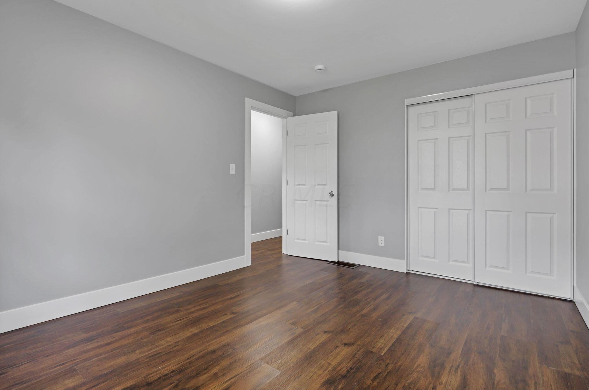 473 Smith Rd, Columbus OH 43228-1143 exterior