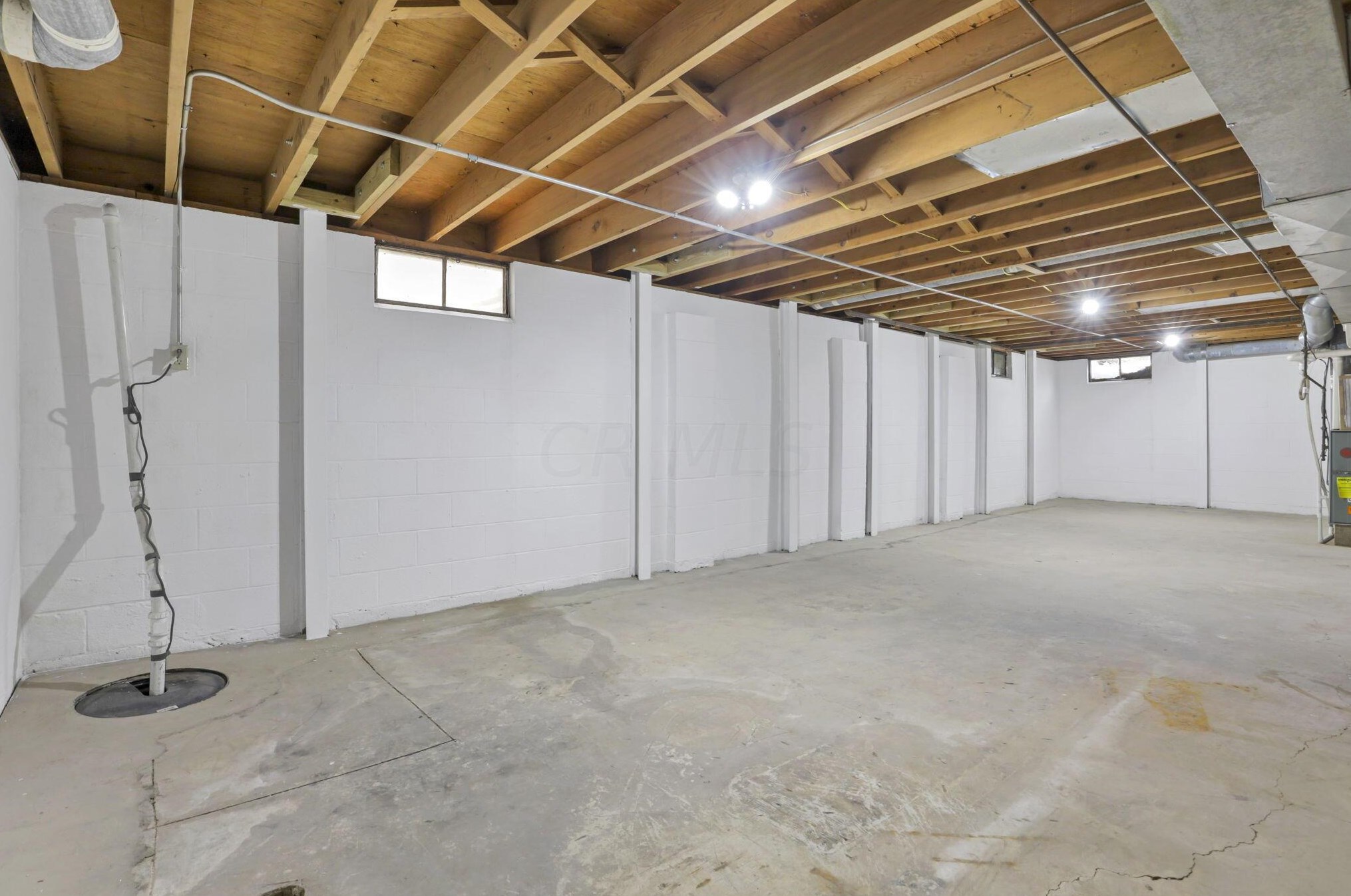 473 Smith Rd, Columbus OH 43228-1143 exterior