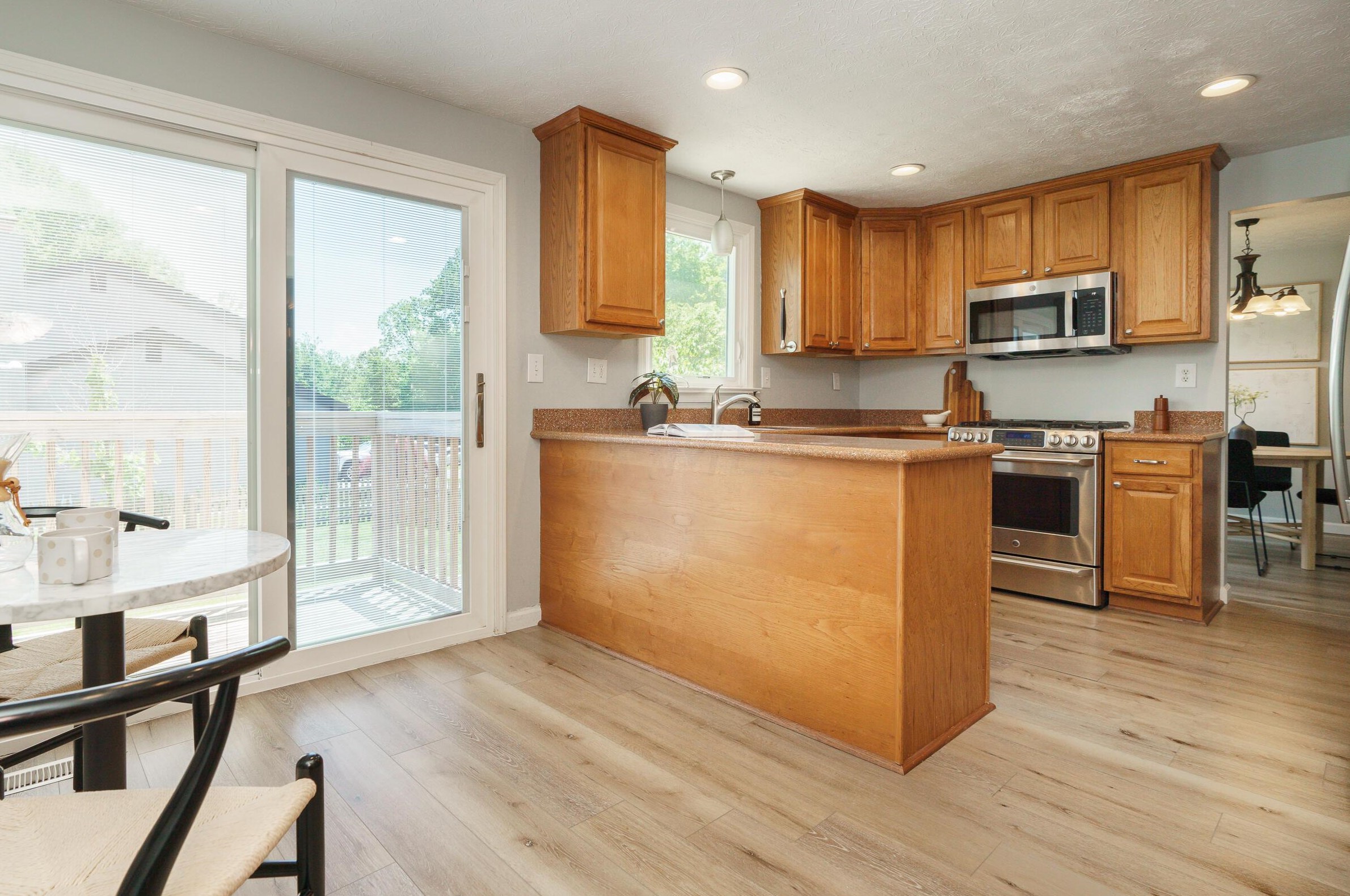 746 Ridenour Rd, Columbus OH 43230-1654 exterior