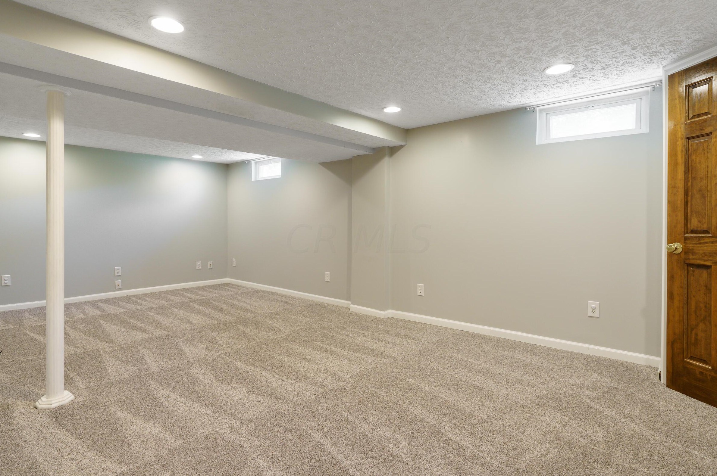 746 Ridenour Rd, Columbus OH 43230-1654 exterior