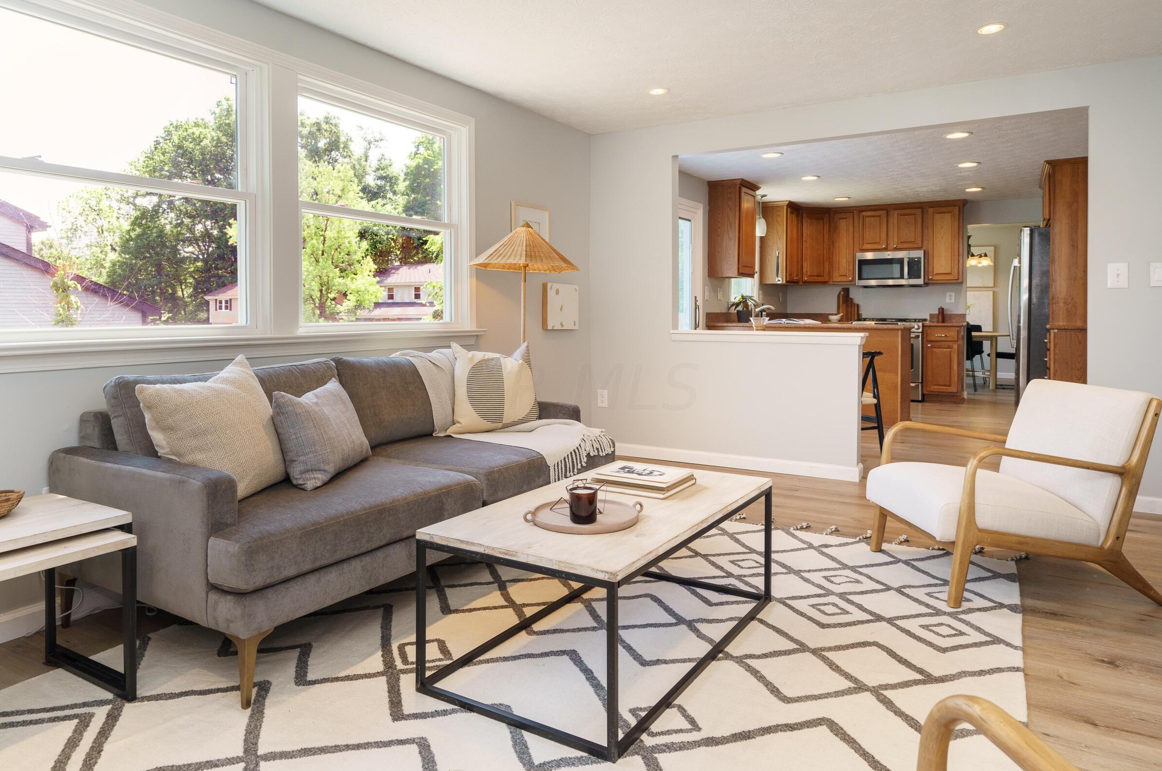 746 Ridenour Rd, Columbus OH 43230-1654 exterior