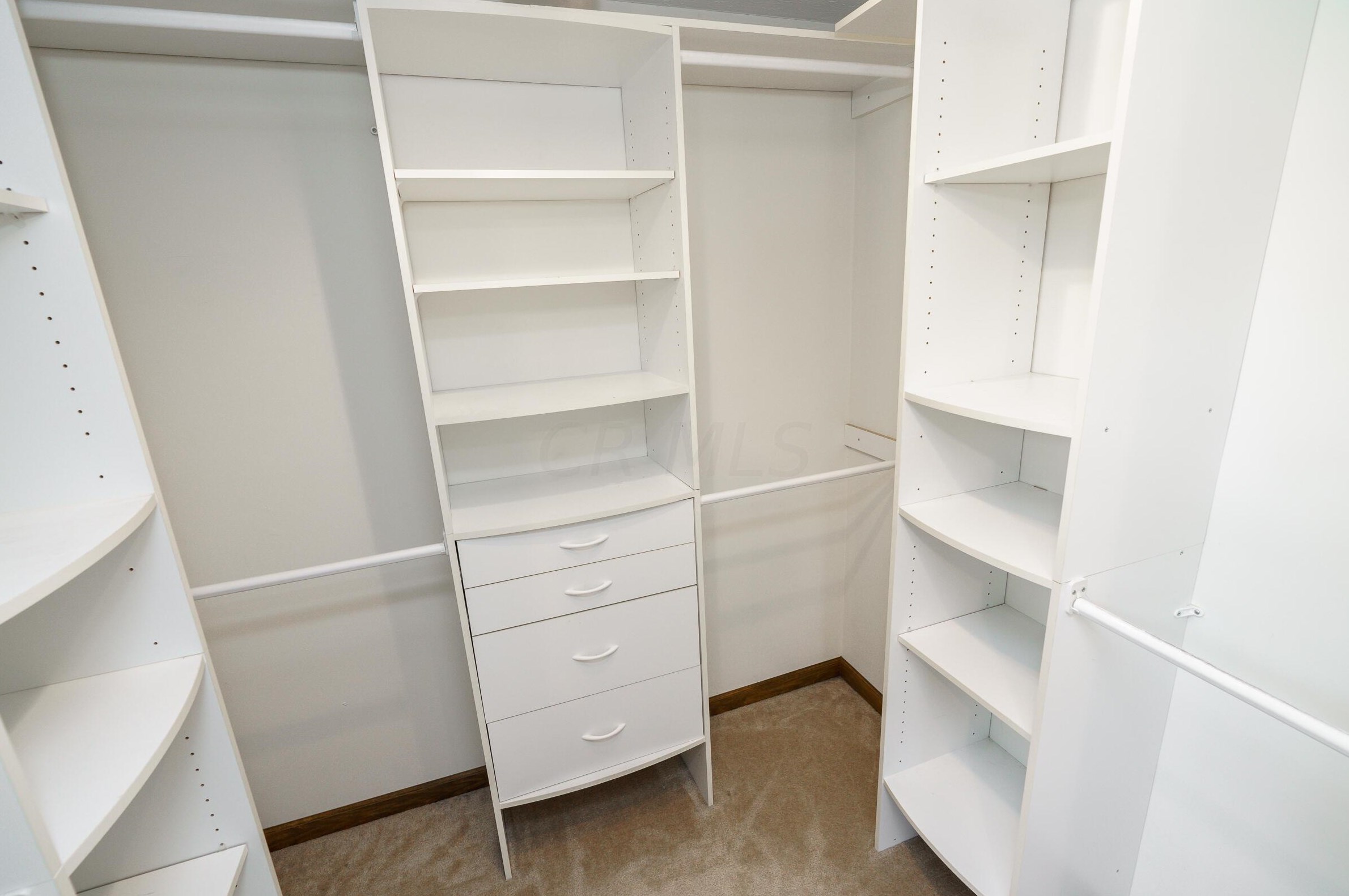 746 Ridenour Rd, Columbus OH 43230-1654 exterior