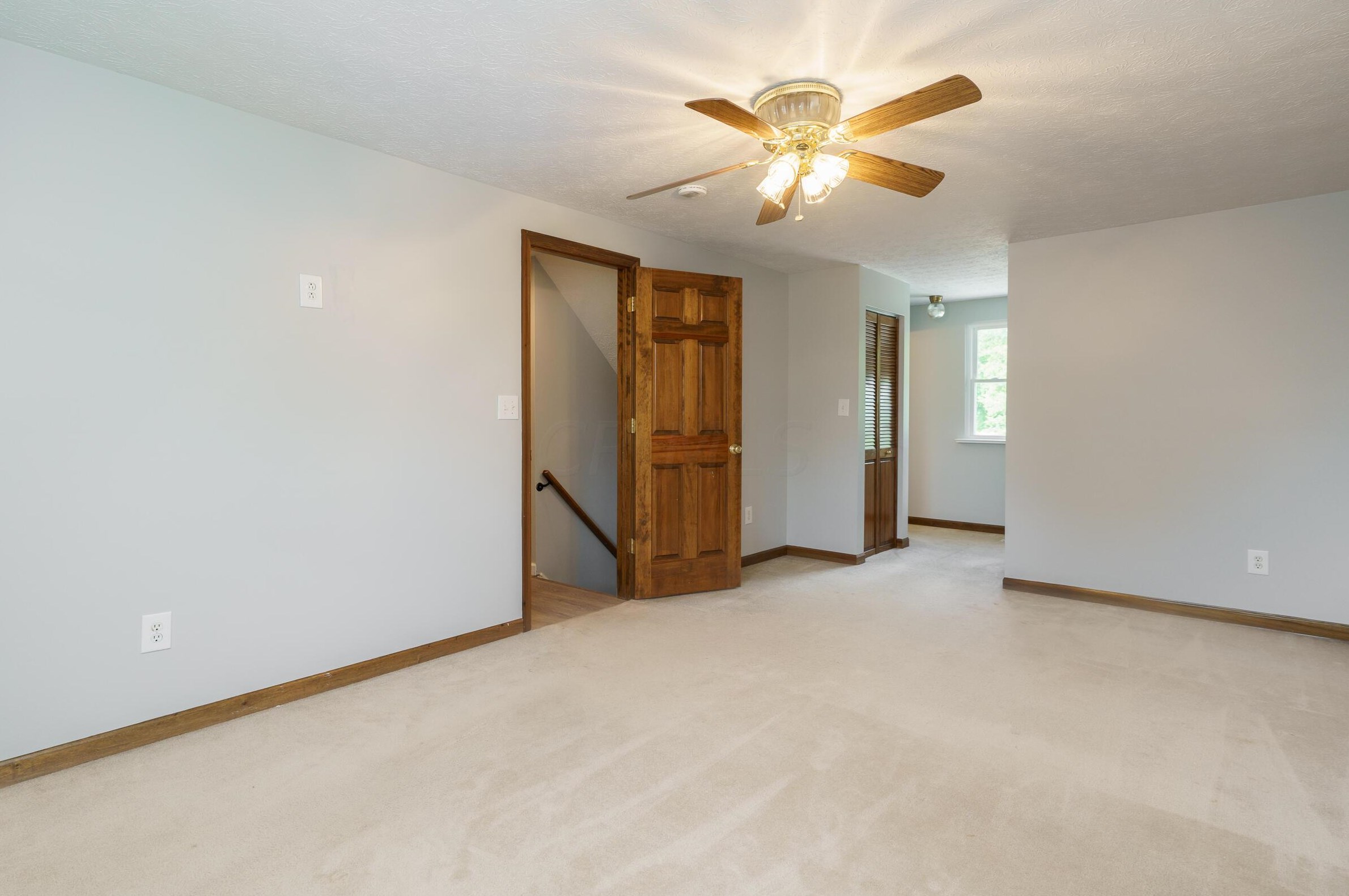 746 Ridenour Rd, Columbus OH 43230-1654 exterior