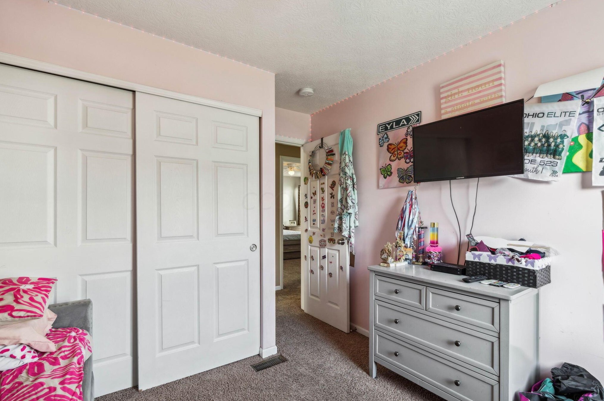 8142 Creekstone Ln, Blacklick OH  43004-8141 exterior
