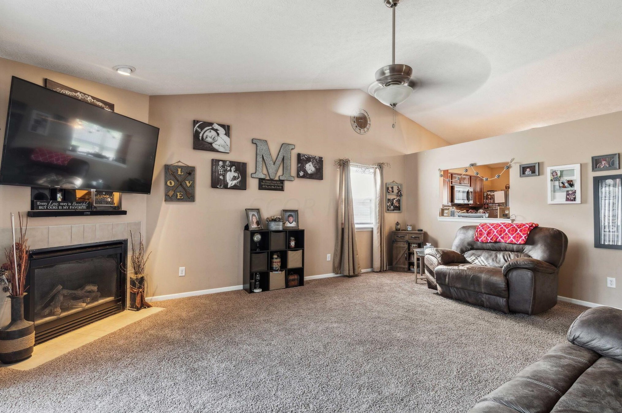 8142 Creekstone Ln, Blacklick OH  43004-8141 exterior