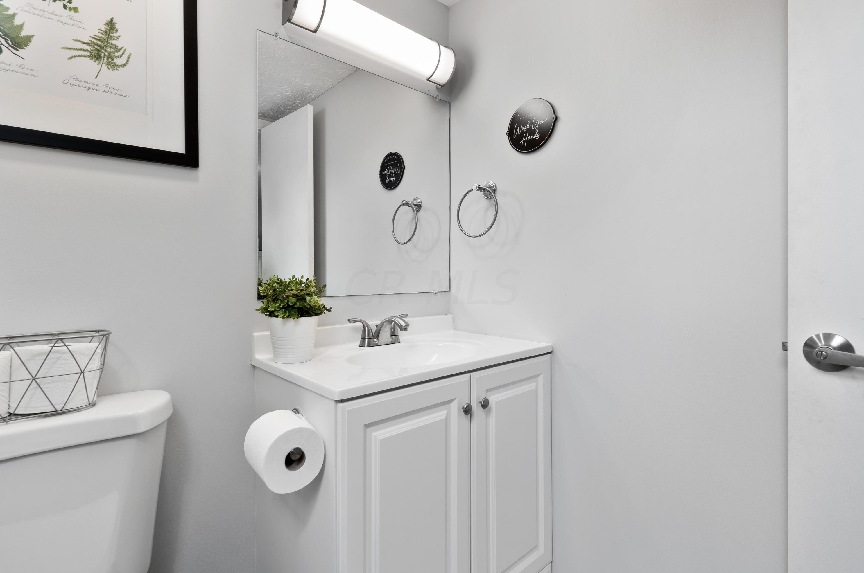 1773 Staffordshire Rd, Columbus OH 43229-2141 exterior