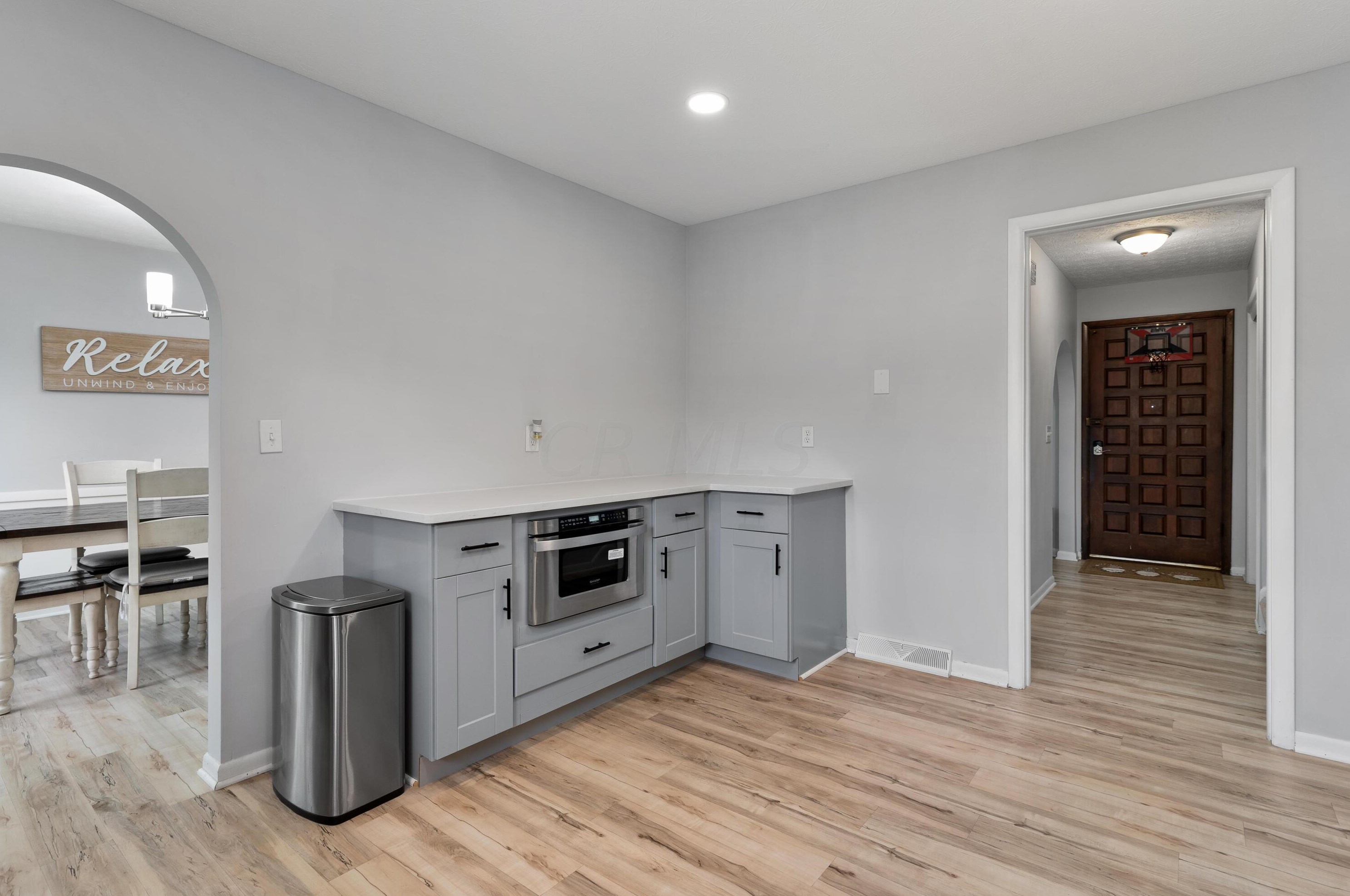 1773 Staffordshire Rd, Columbus OH 43229-2141 exterior