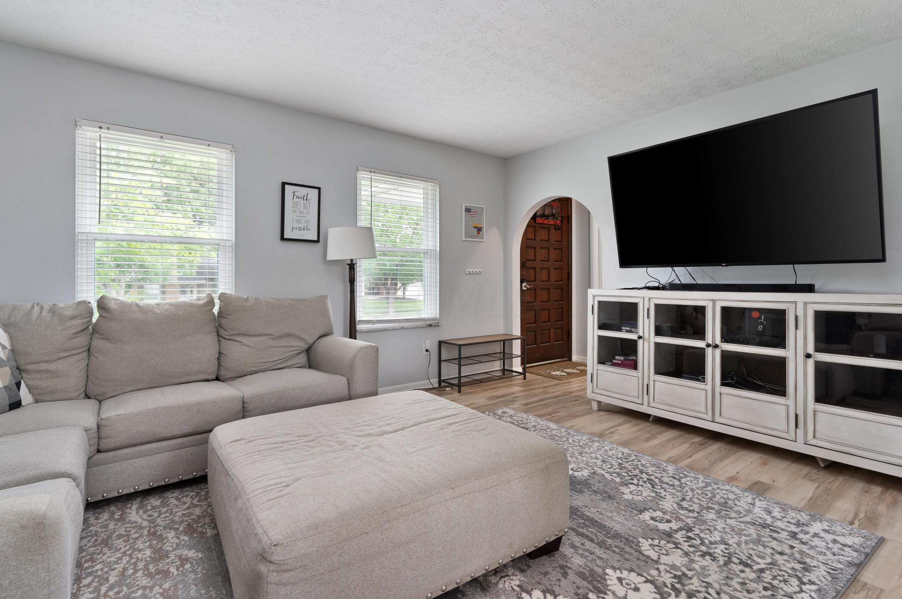 1773 Staffordshire Rd, Columbus OH 43229-2141 exterior