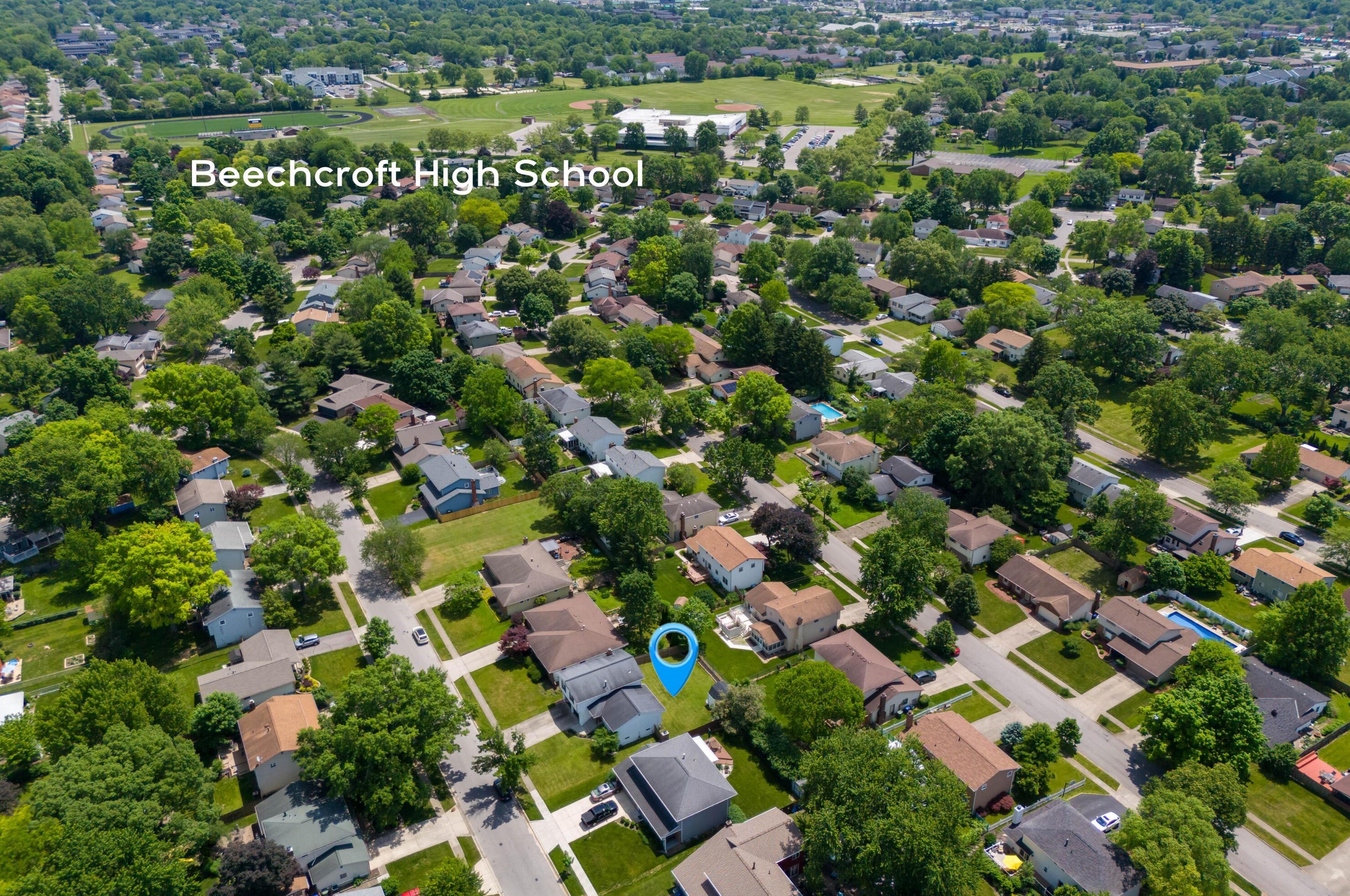 1773 Staffordshire Rd, Columbus OH 43229-2141 exterior