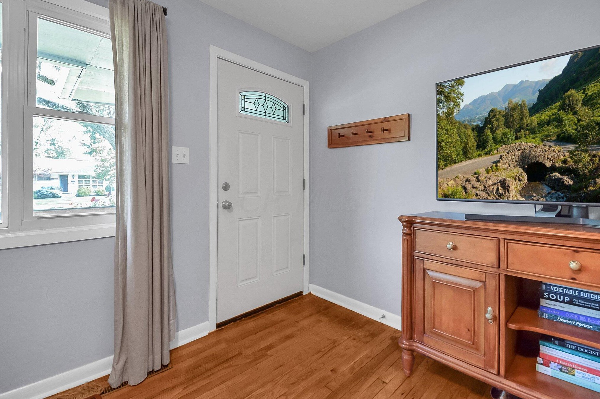 249 Stafford Ave, Columbus OH 43085-3137 exterior