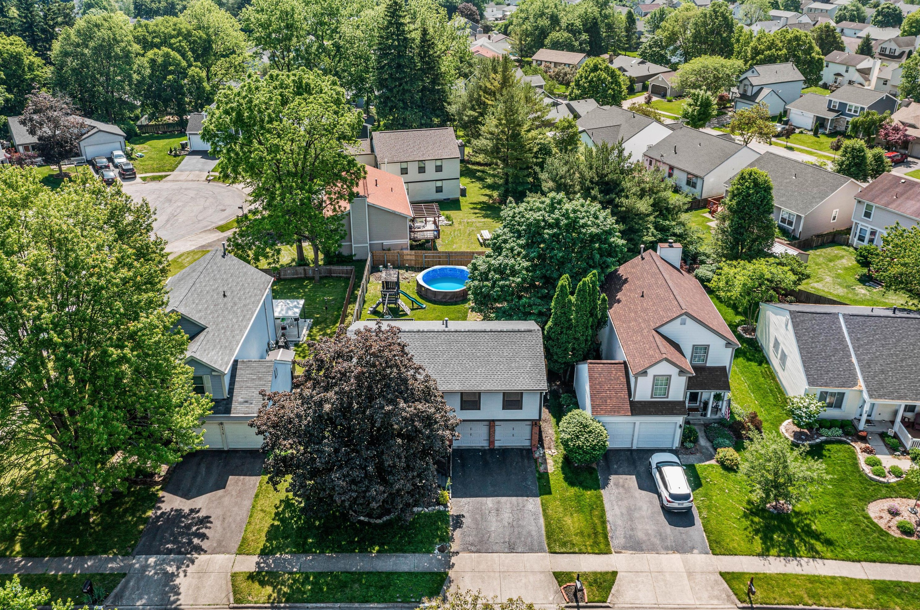 3467 Frenchpark Dr, Columbus OH 43231-7323 exterior