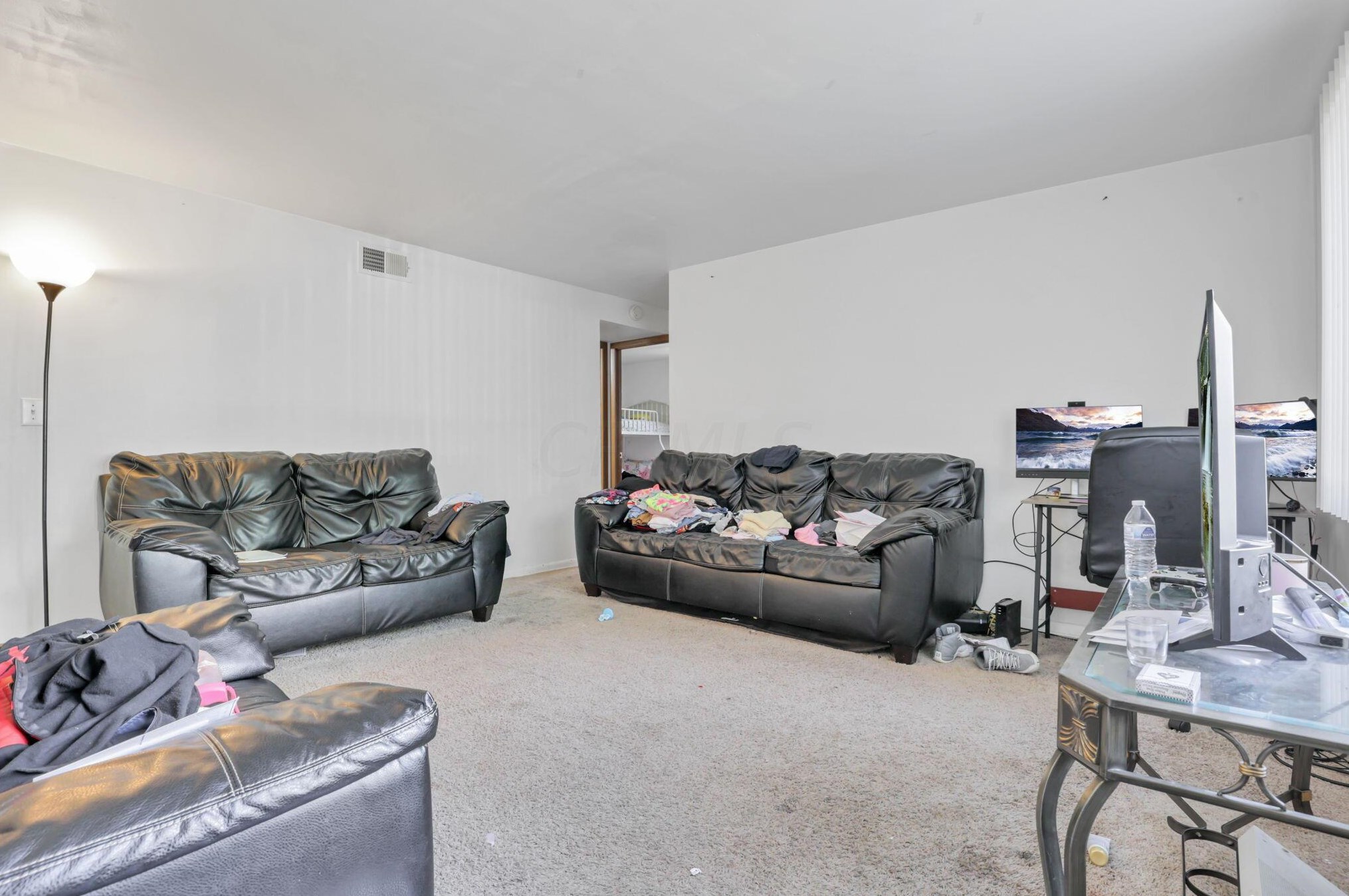 251 Napoleon Ave, Columbus OH 43213-4229 exterior