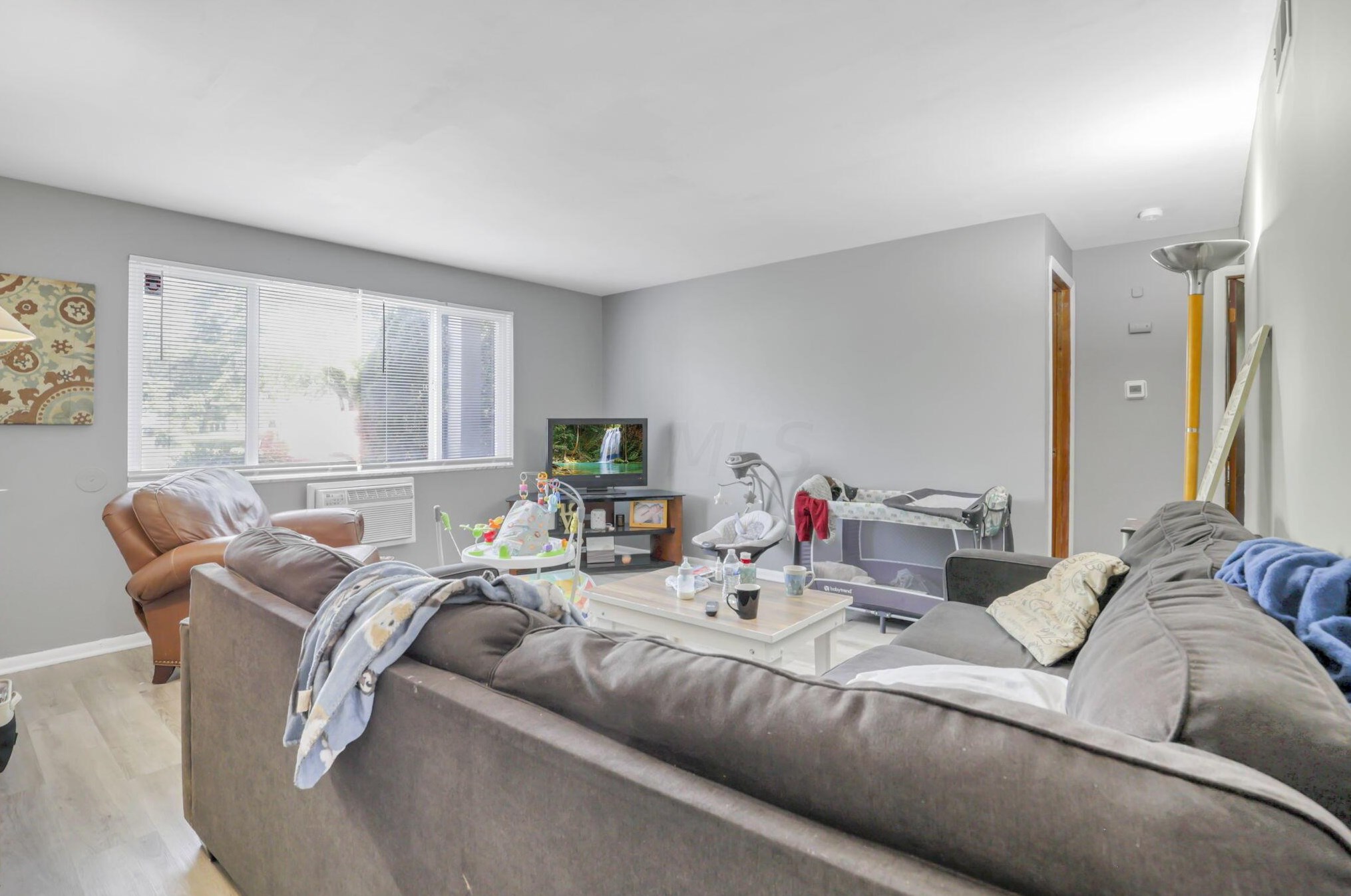 251 Napoleon Ave, Columbus OH 43213-4229 exterior