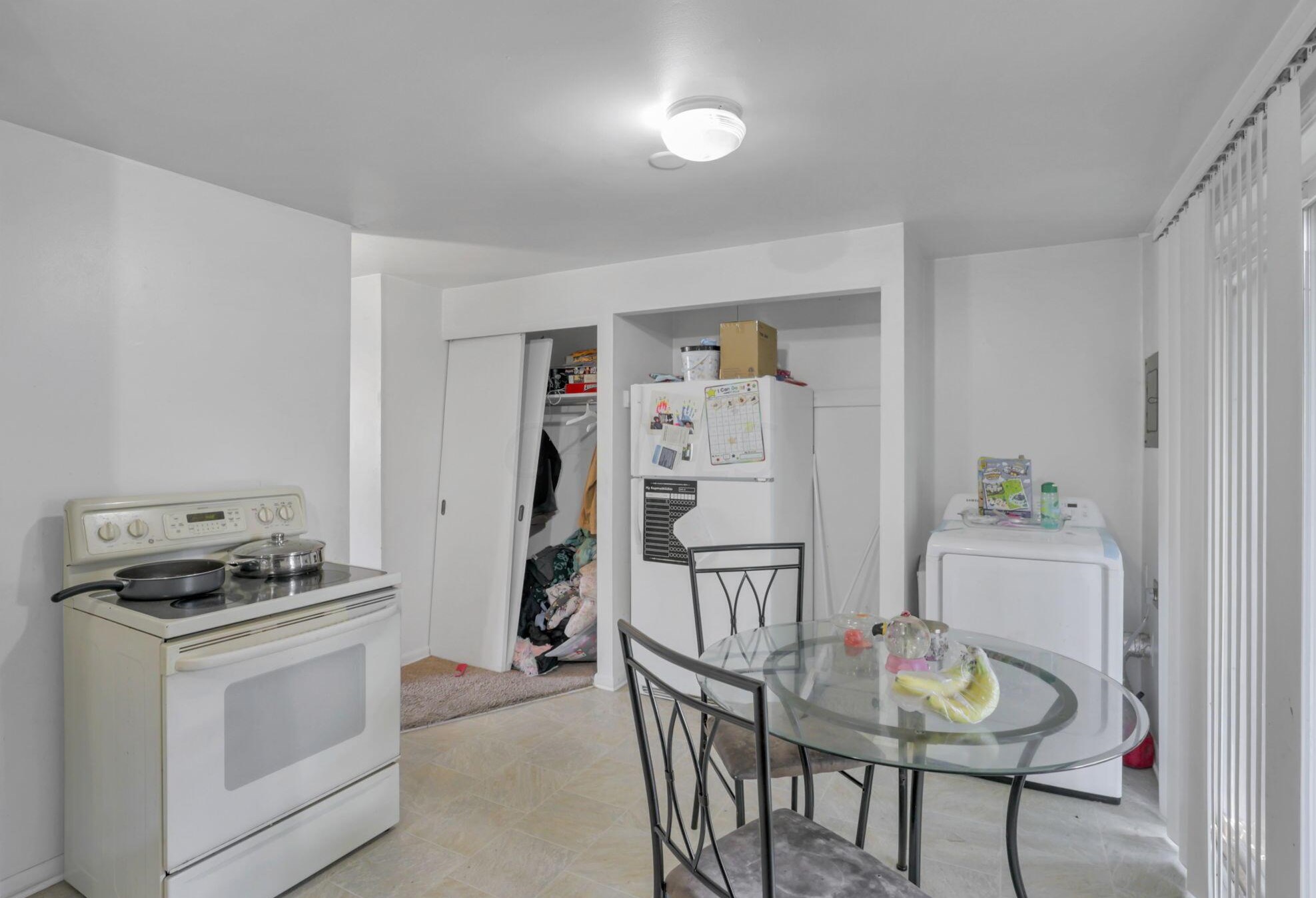 251 Napoleon Ave, Columbus OH 43213-4229 exterior