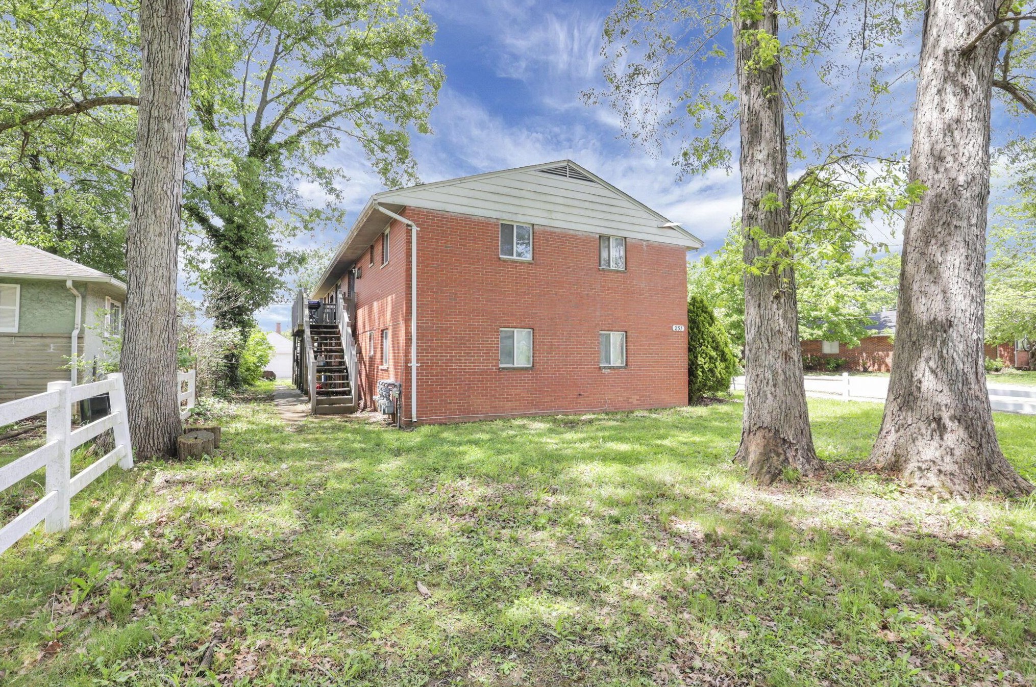 251 Napoleon Ave, Columbus OH 43213-4229 exterior