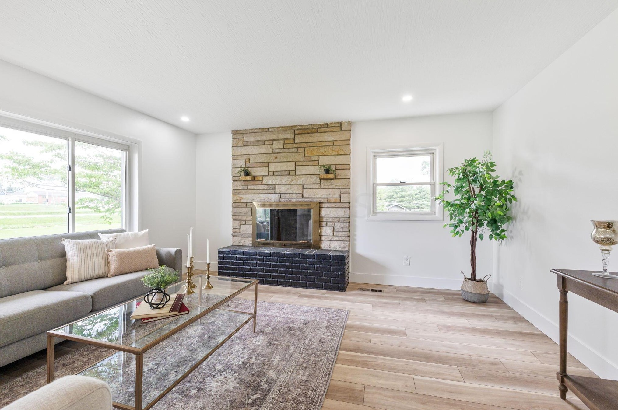 541 Groveport Pike, Cnl Wnchstr OH  43110-9747 exterior