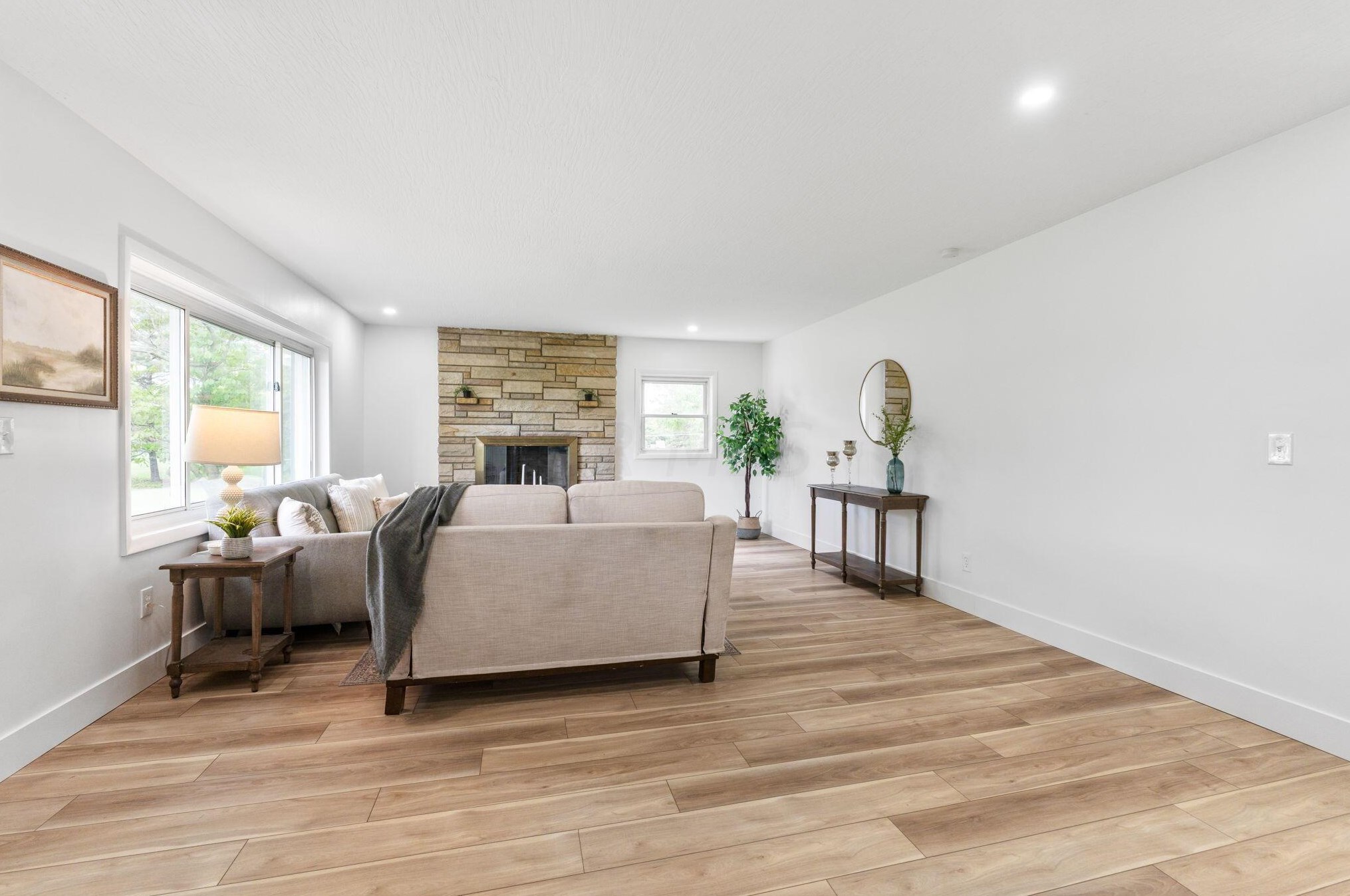 541 Groveport Pike, Cnl Wnchstr OH  43110-9747 exterior