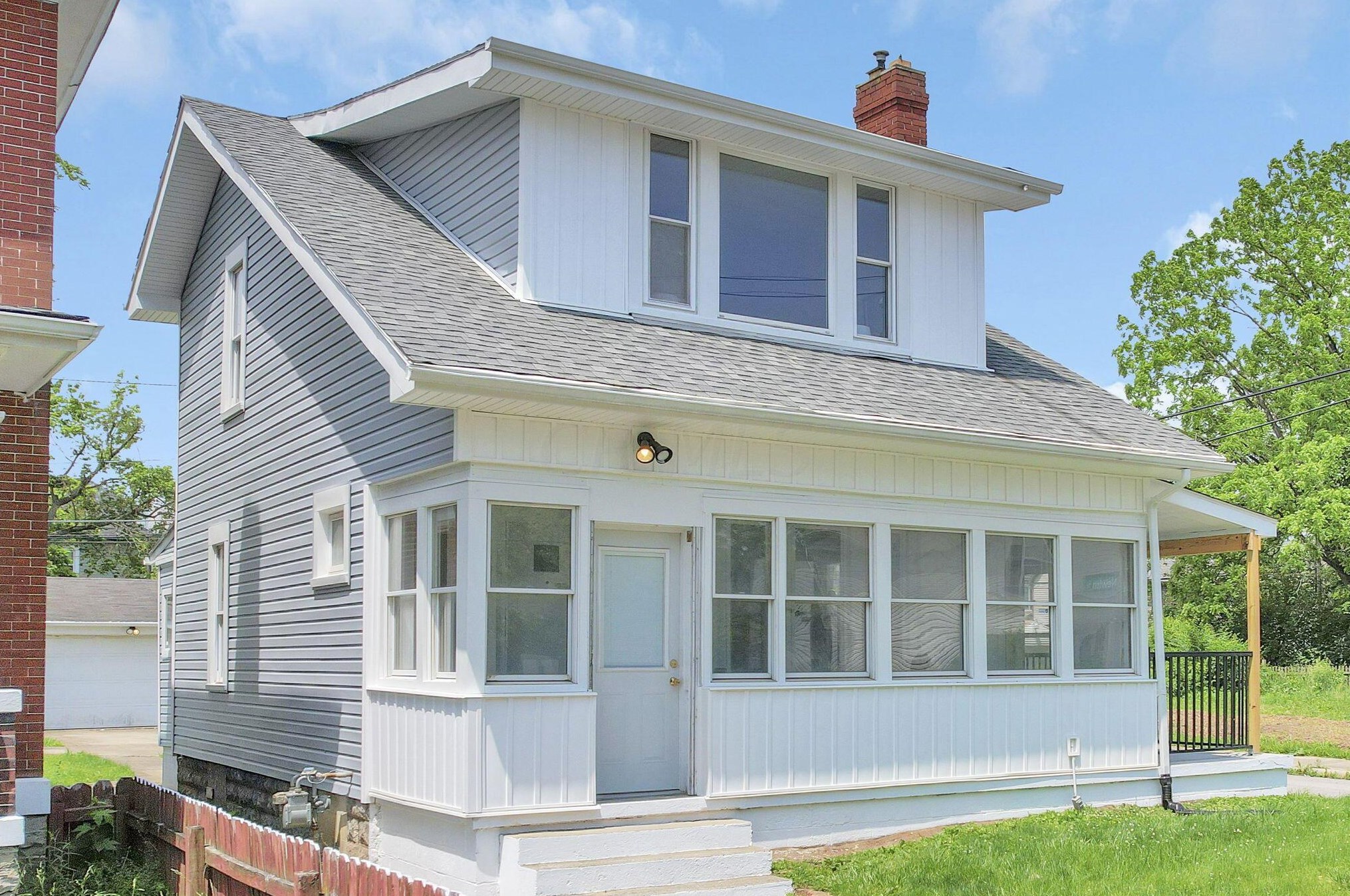 653 Gilbert St, Columbus OH 43205-2632 exterior