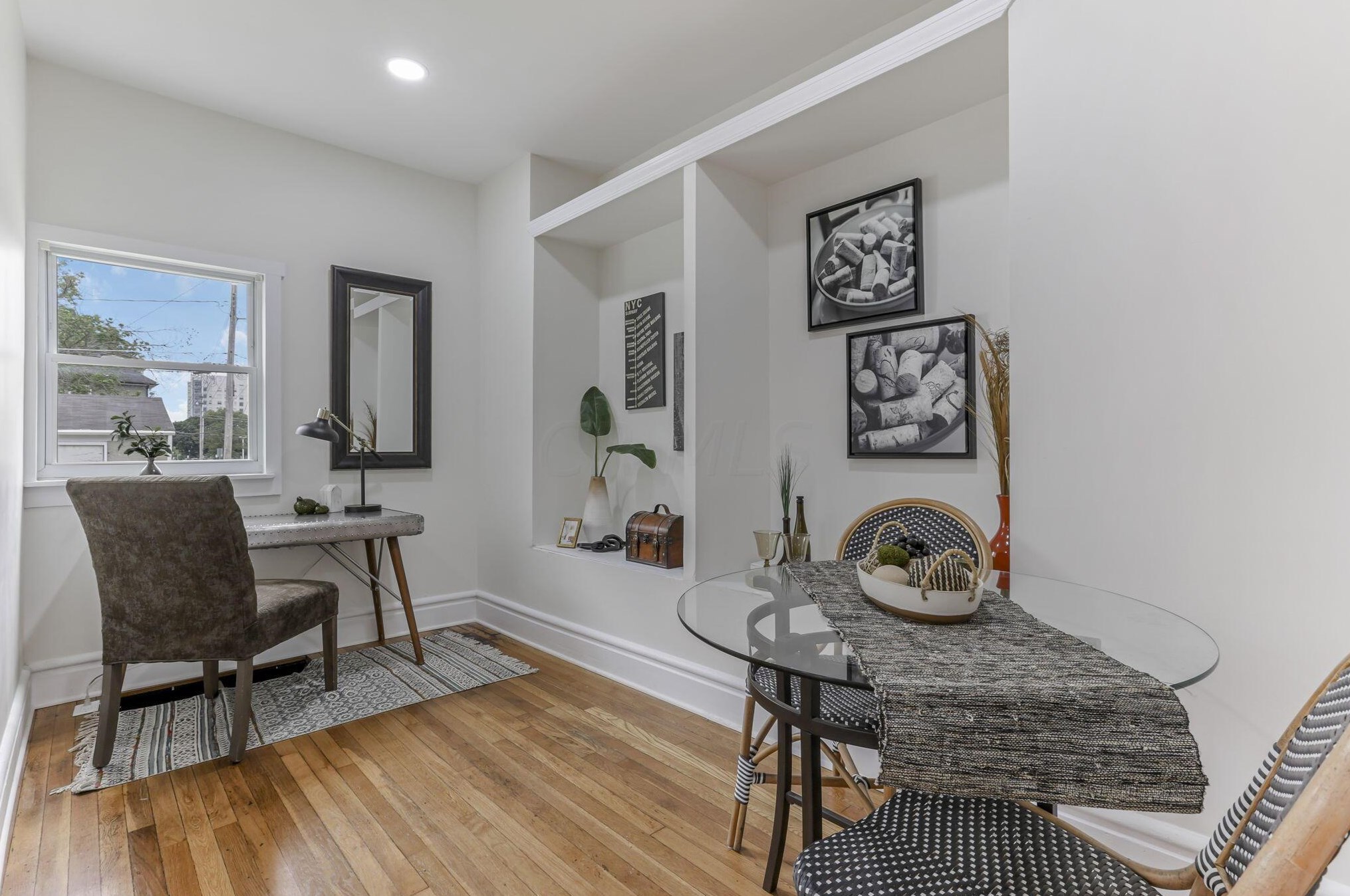 653 Gilbert St, Columbus OH 43205-2632 exterior