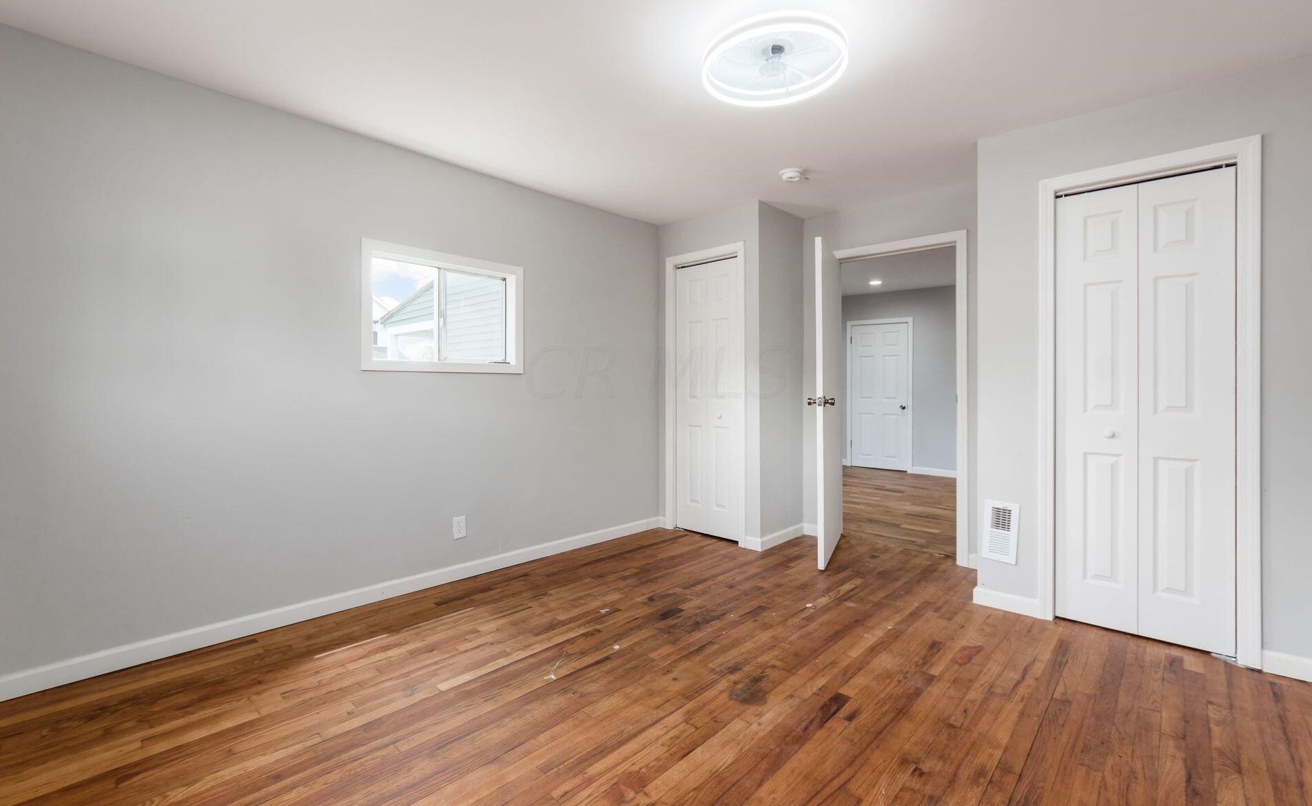 1058 Leona Ave, Columbus OH 43201-3036 exterior