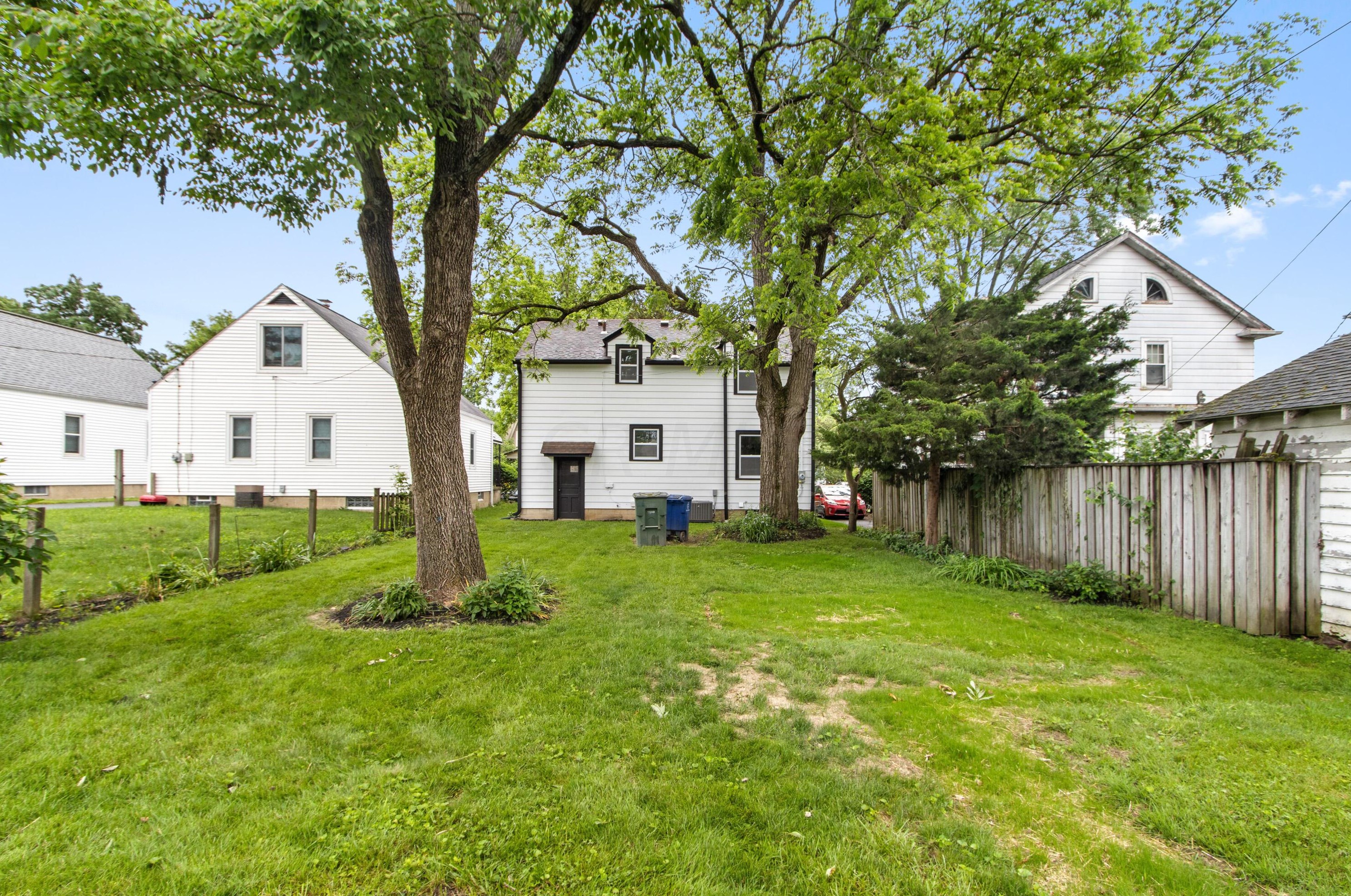 38 Beechwold Blvd, Columbus OH  43214-2106 exterior