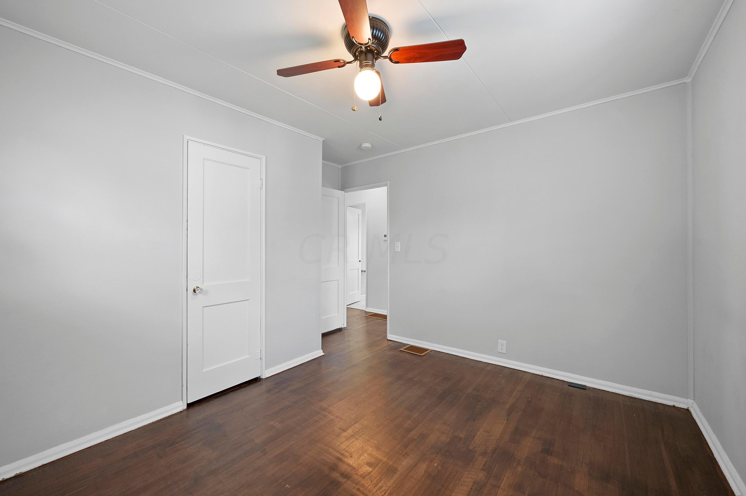 388 Derrer Rd, Columbus OH 43204-1129 exterior