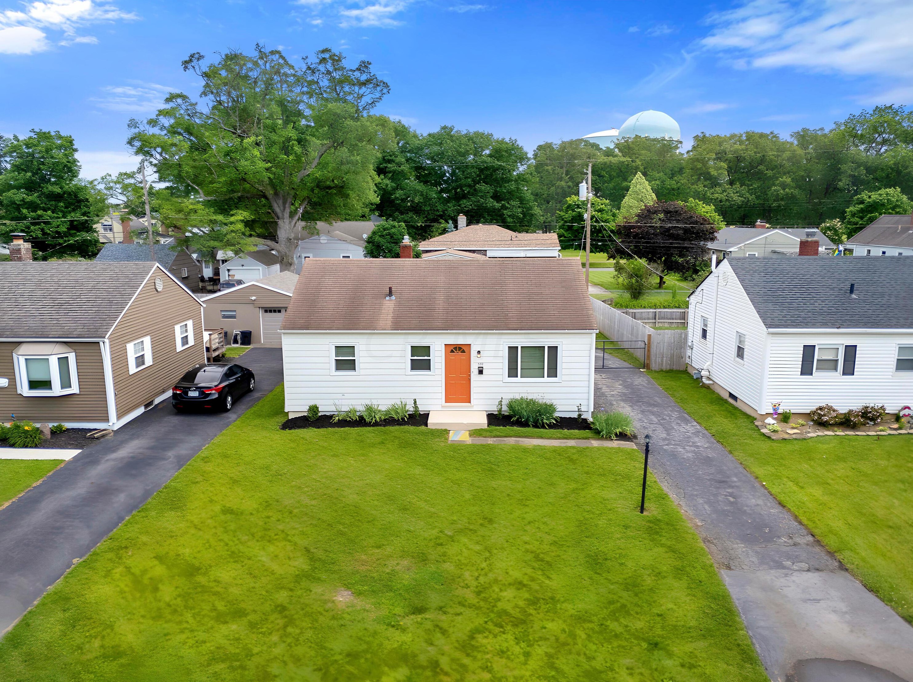 388 Derrer Rd, Columbus OH 43204-1129 exterior