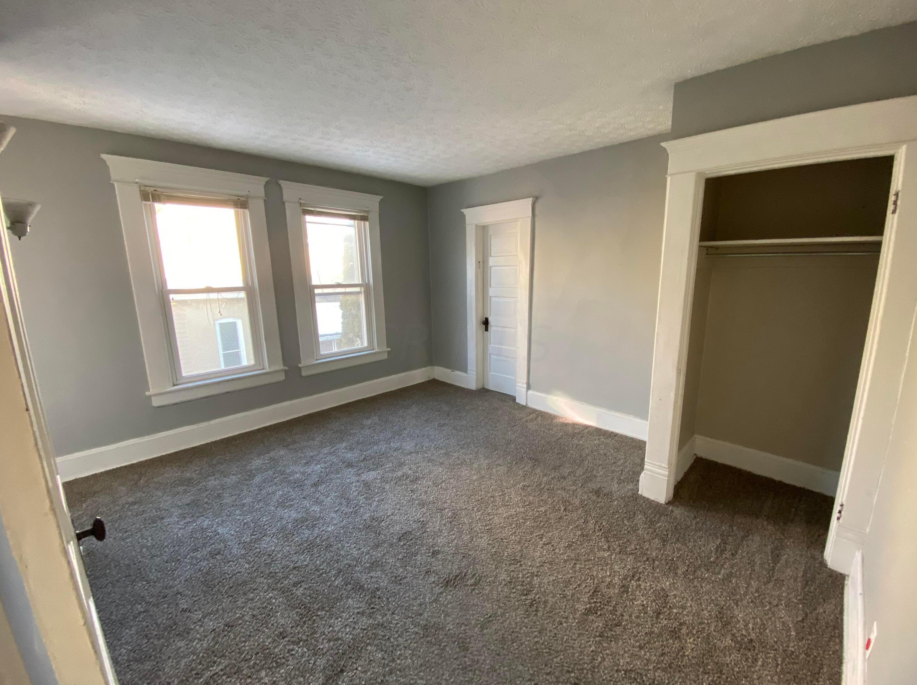 321 Wheeling St, Lancaster OH 43130-3852 exterior