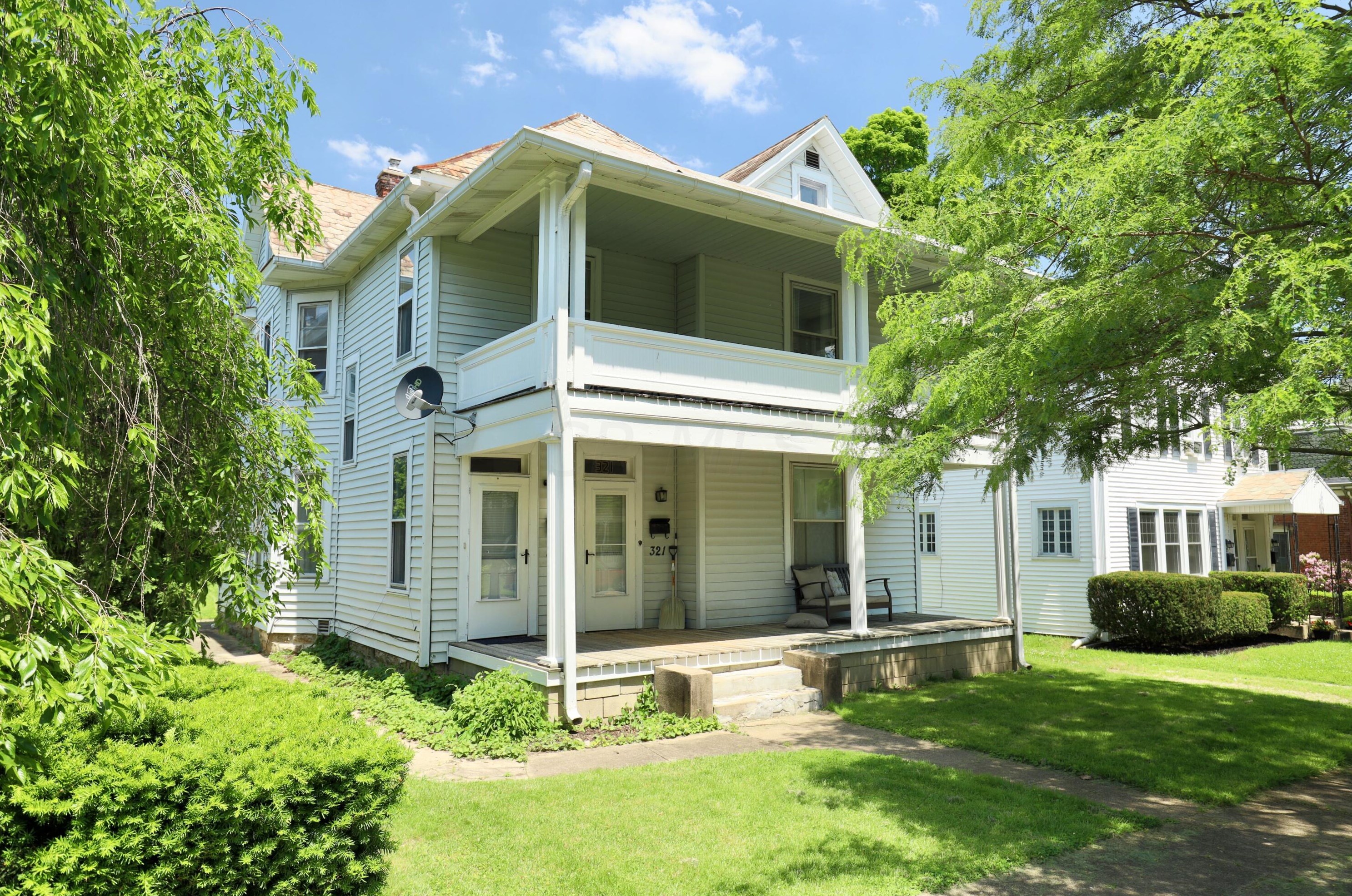 323 Wheeling St, Lancaster OH  43130-3817 exterior