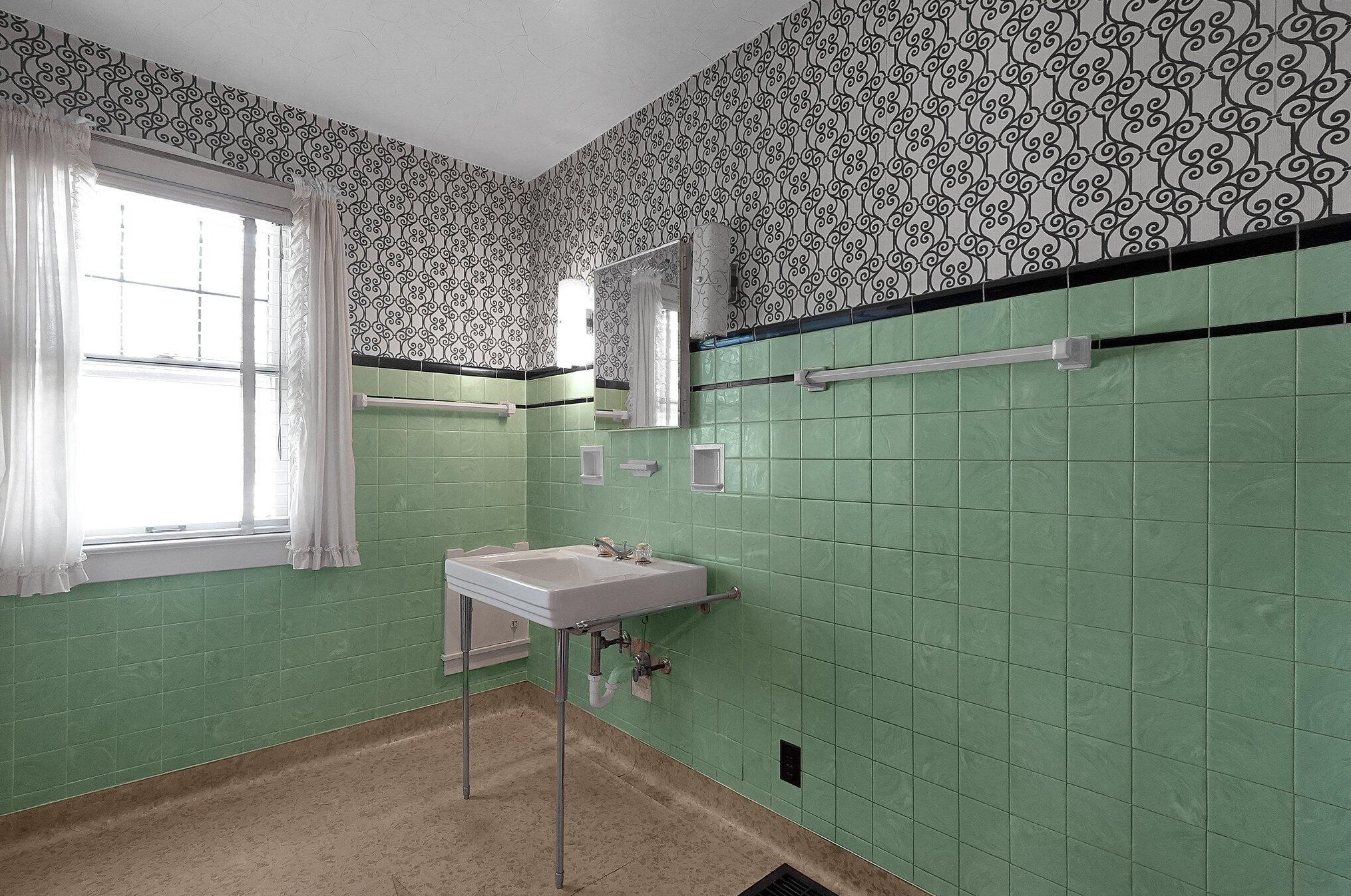 603 Binns Blvd, Columbus OH 43204-2508 exterior