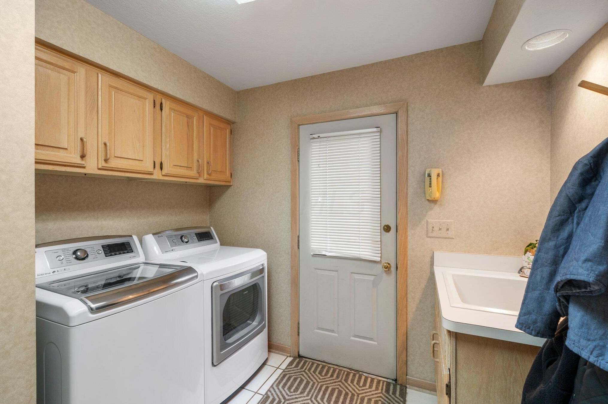 4205 Bowmansroot Ct, Hilliard OH  43026-3006 exterior