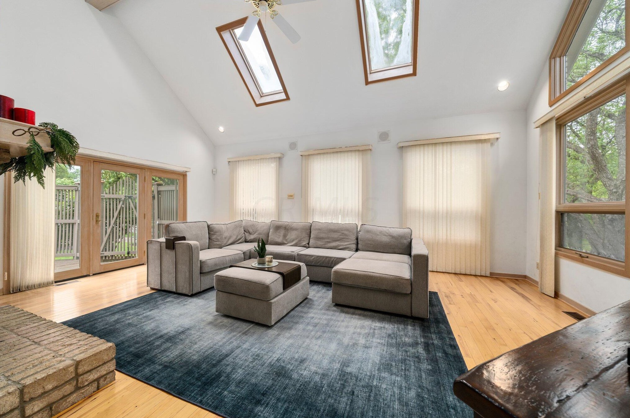 4205 Bowmansroot Ct, Hilliard OH  43026-3006 exterior