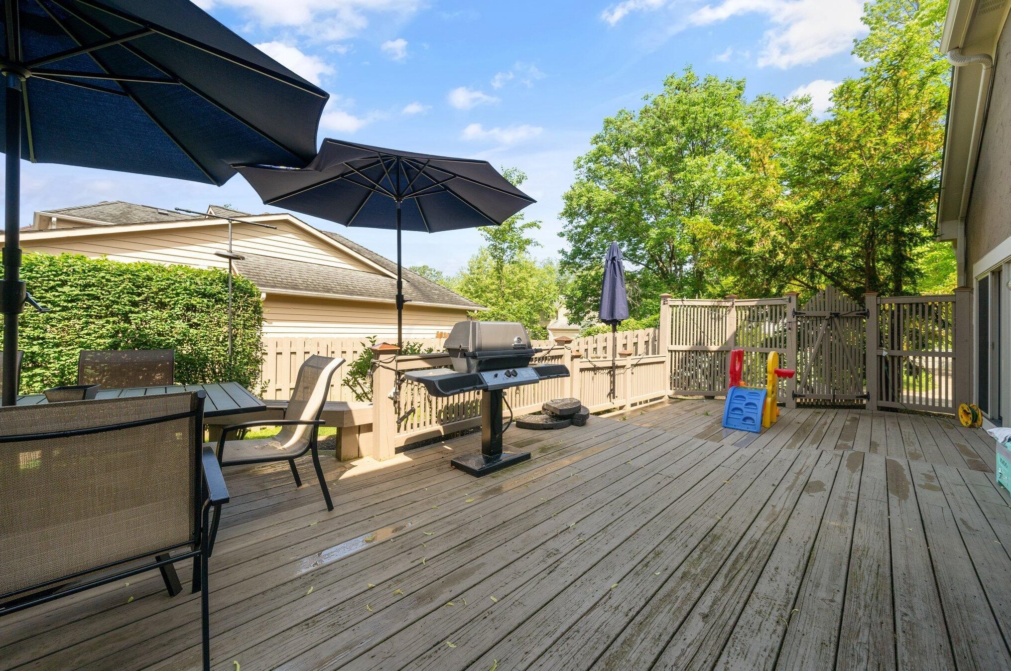 4205 Bowmansroot Ct, Hilliard OH  43026-3006 exterior