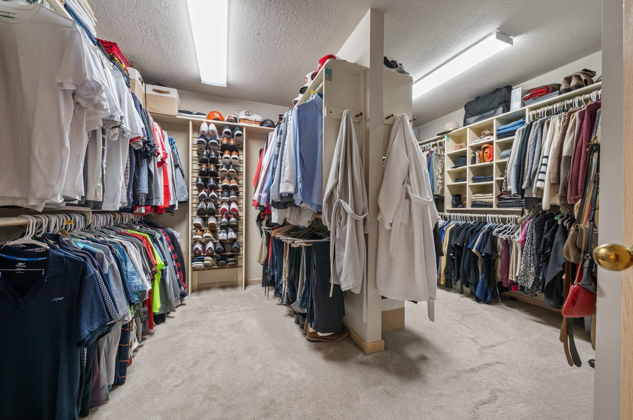 4205 Bowmansroot Ct, Hilliard OH  43026-3006 exterior