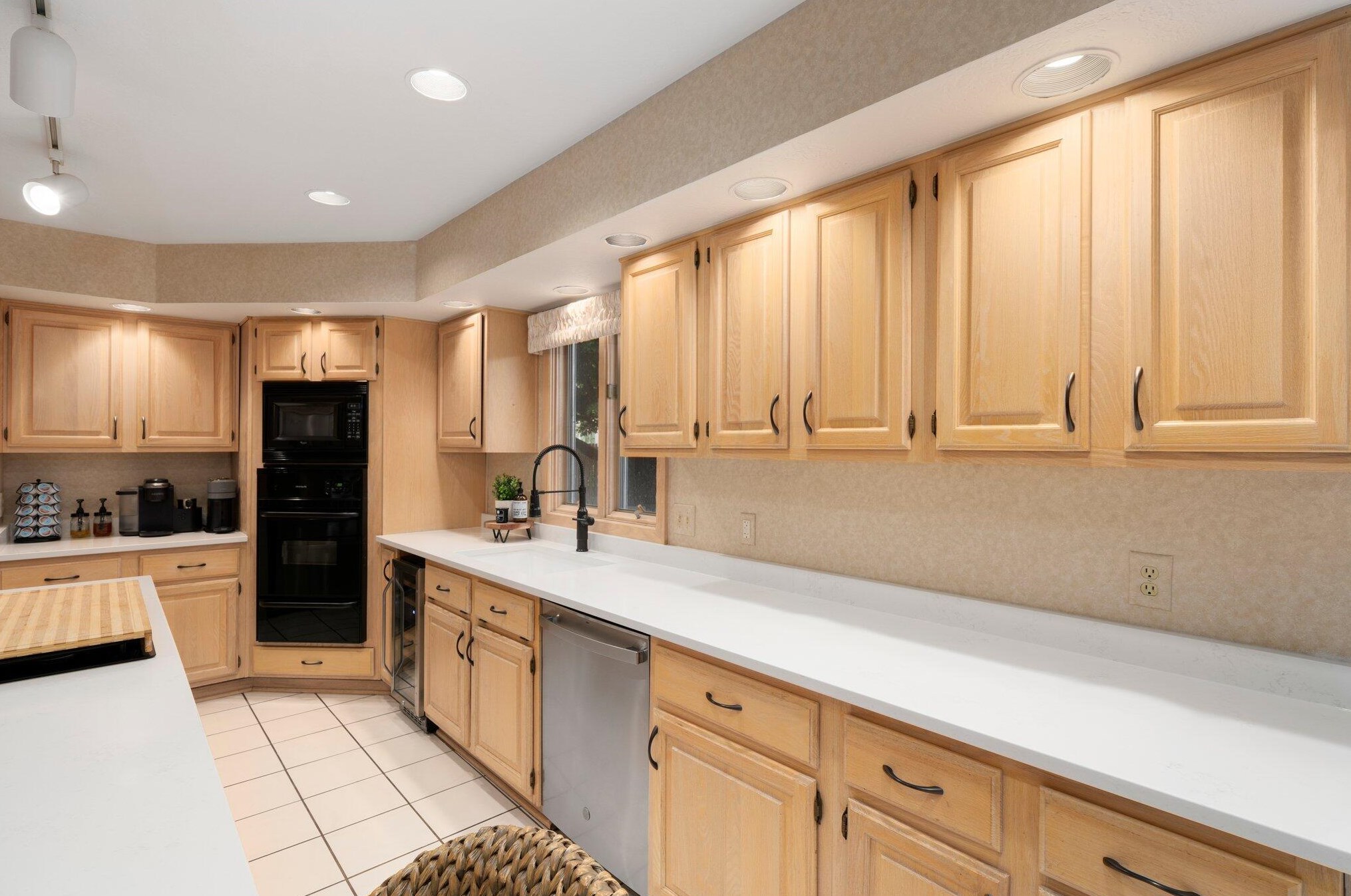 4205 Bowmansroot Ct, Hilliard OH  43026-3006 exterior