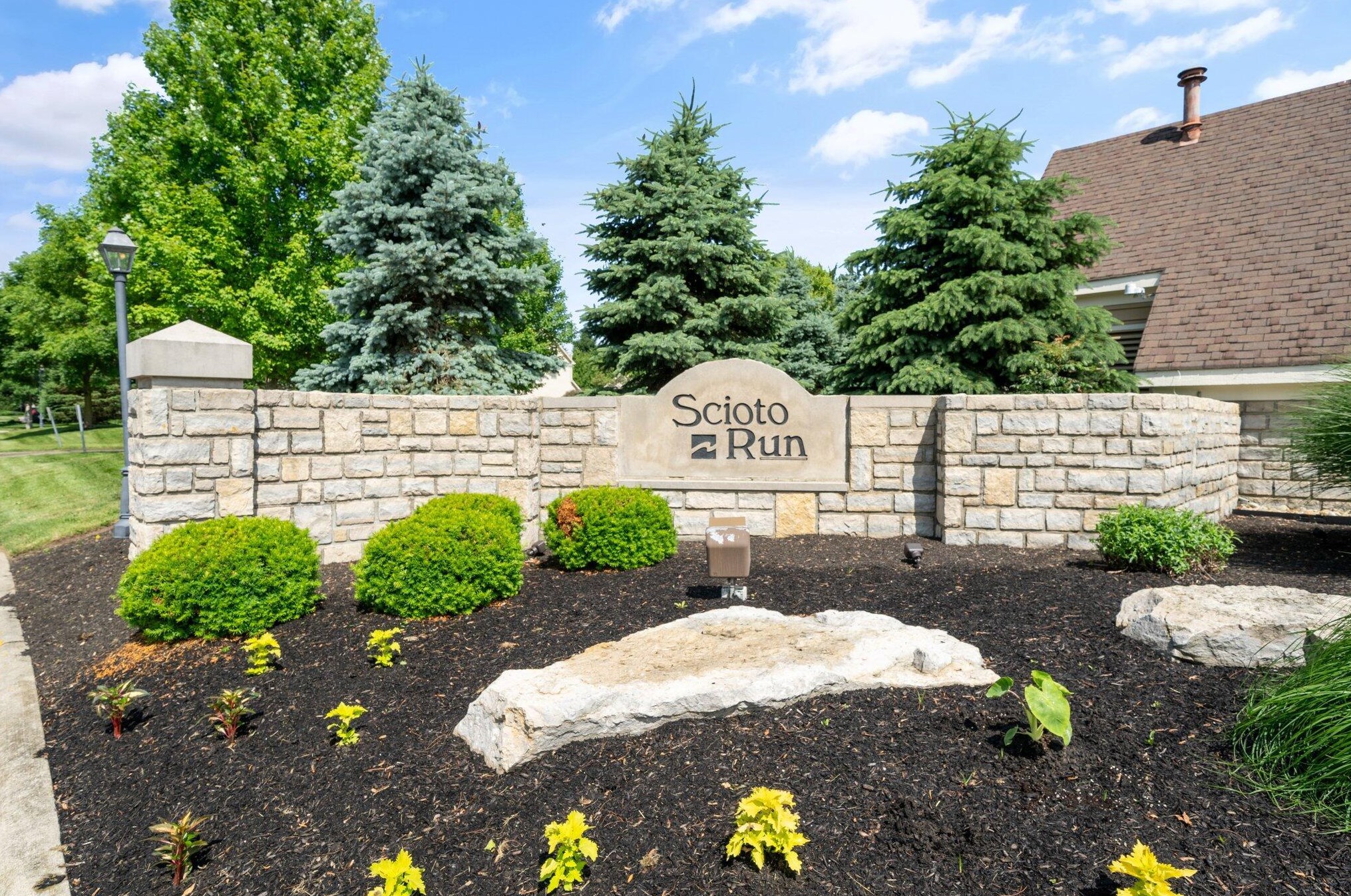 4205 Bowmansroot Ct, Hilliard OH  43026-3006 exterior