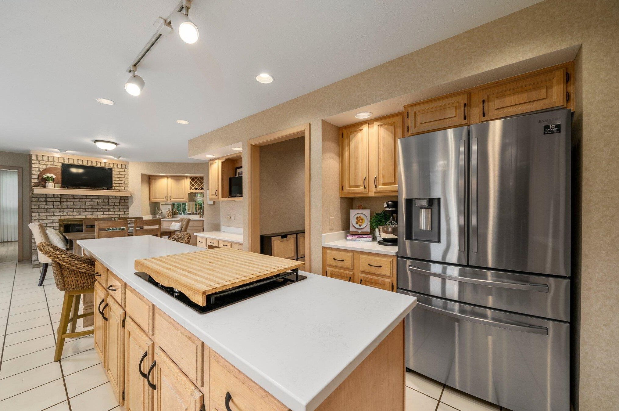 4205 Bowmansroot Ct, Hilliard OH  43026-3006 exterior