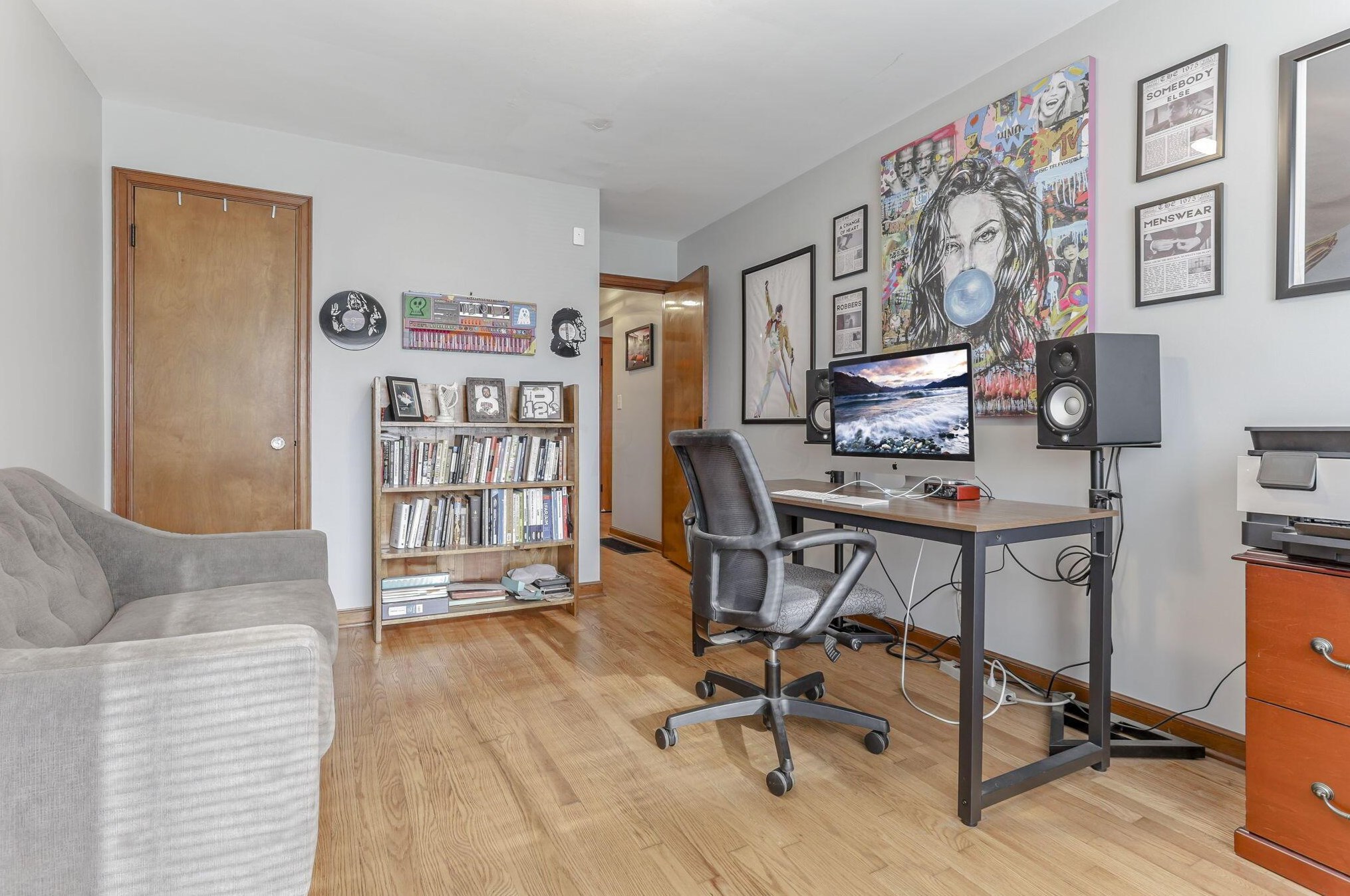 892 Wiltshire Rd, Columbus OH 43204-2341 exterior