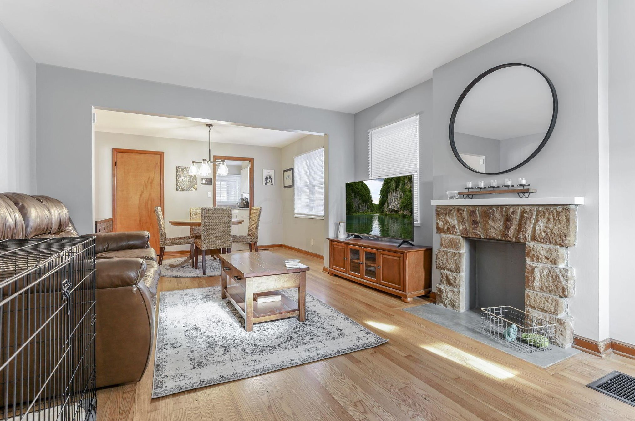 892 Wiltshire Rd, Columbus OH 43204-2341 exterior