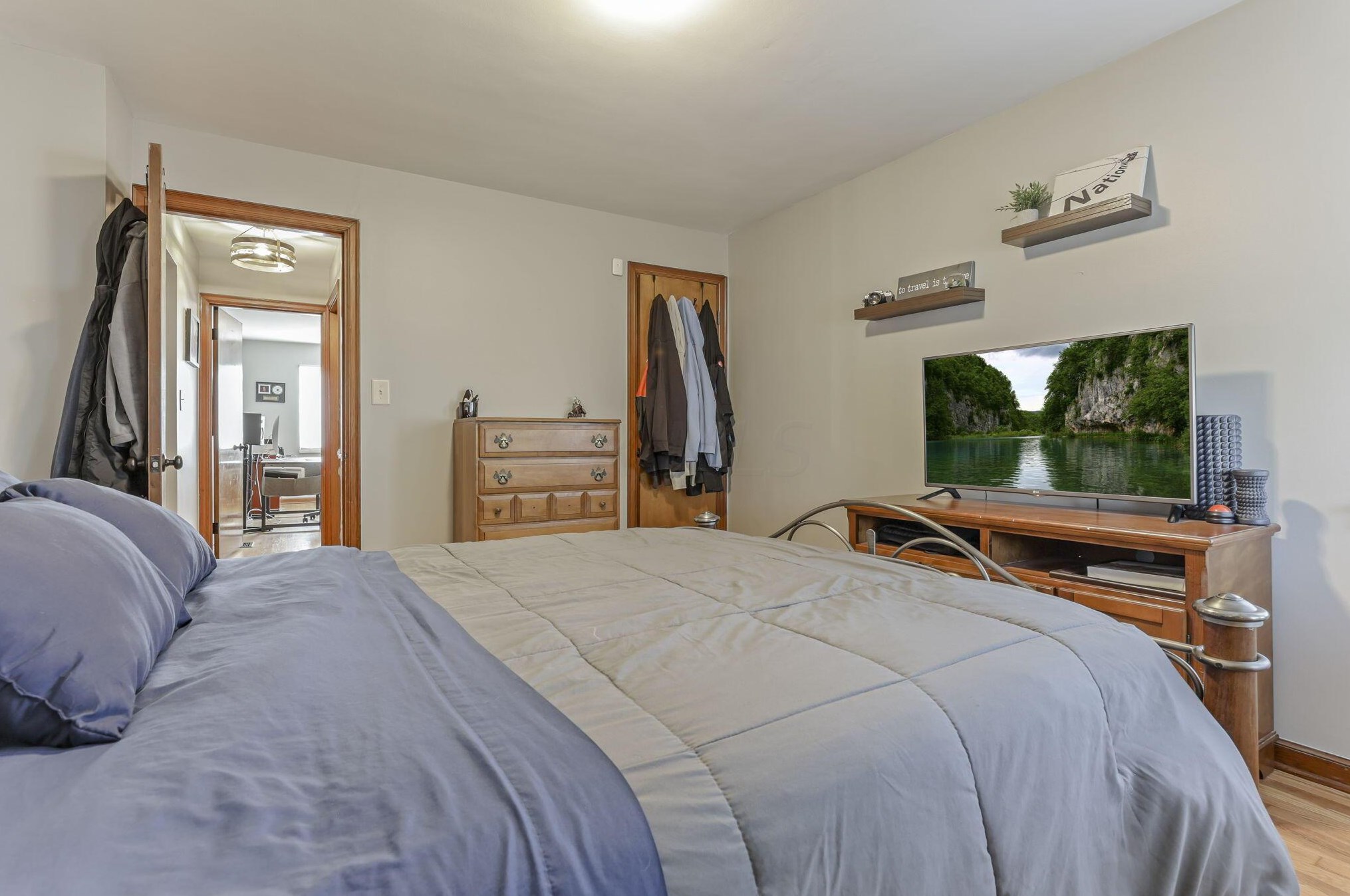 892 Wiltshire Rd, Columbus OH 43204-2341 exterior