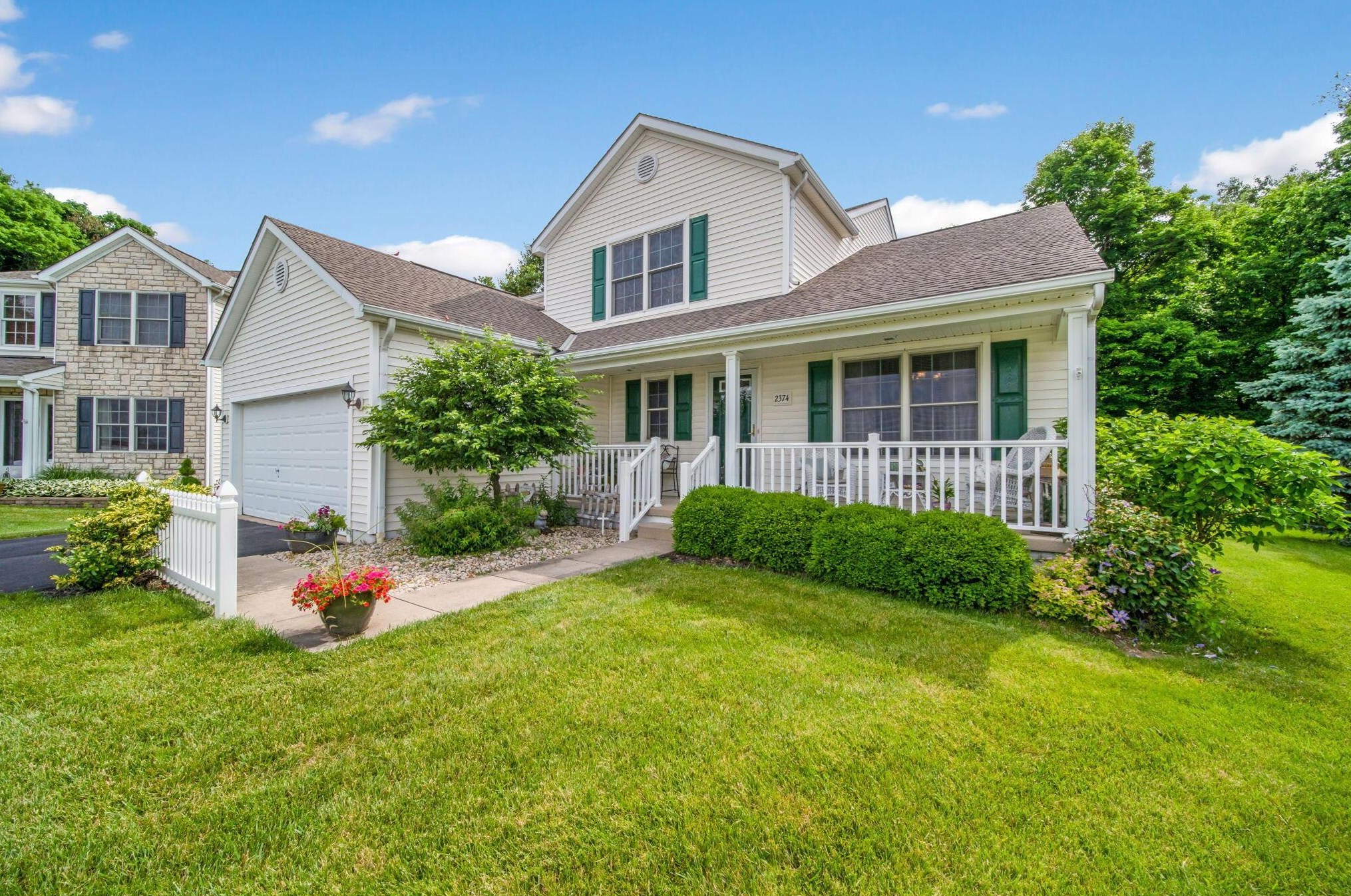 2374 Long Bow Ave, Lancaster OH 43130-8090 exterior