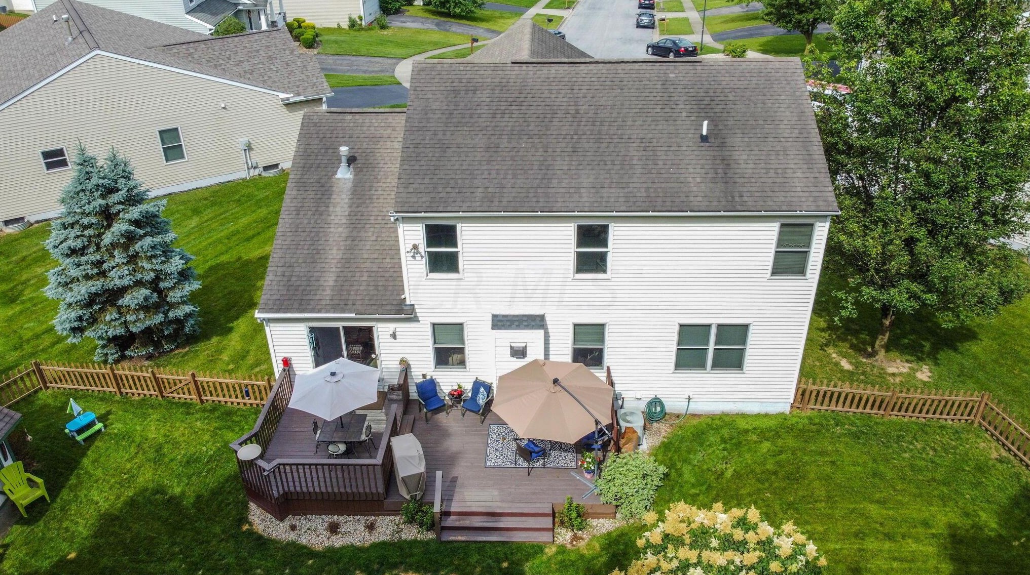 2374 Long Bow Ave, Lancaster OH 43130-8090 exterior