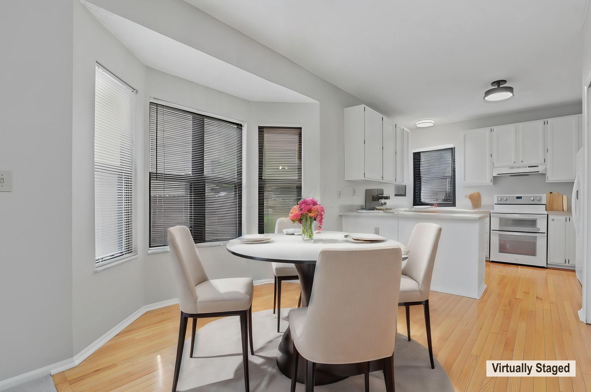 3492 Wheatfield Dr, Pickerington OH  43147-8834 exterior