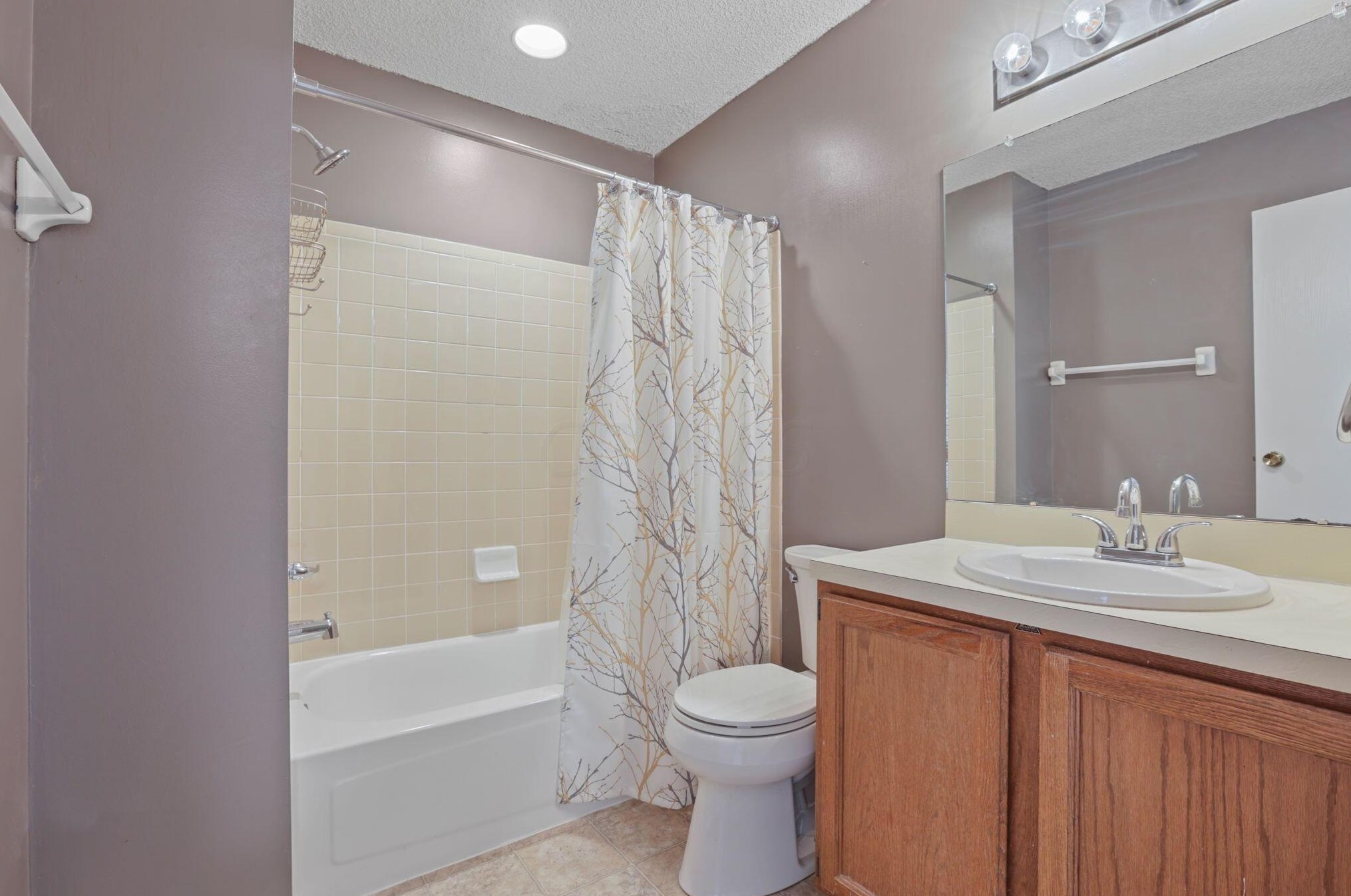 3492 Wheatfield Dr, Pickerington OH  43147-8834 exterior